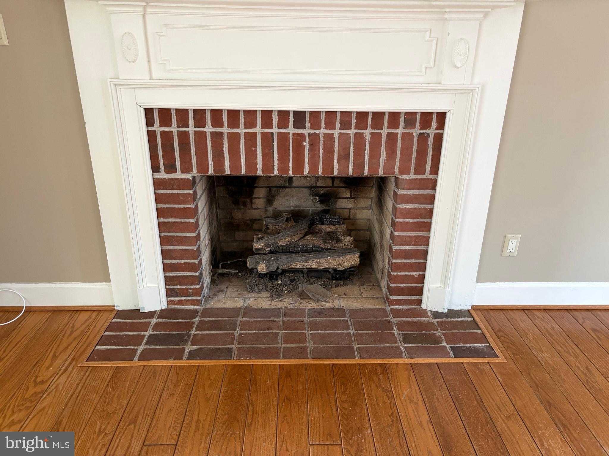 201 Hope Mountain Dr photo 9