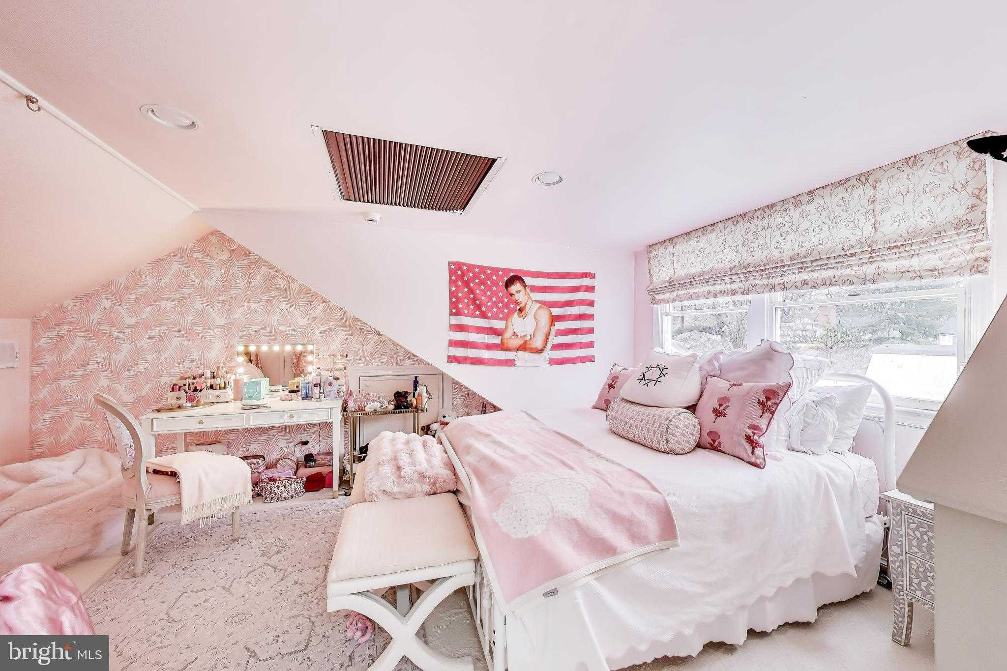 5205 Falmouth Rd photo 32