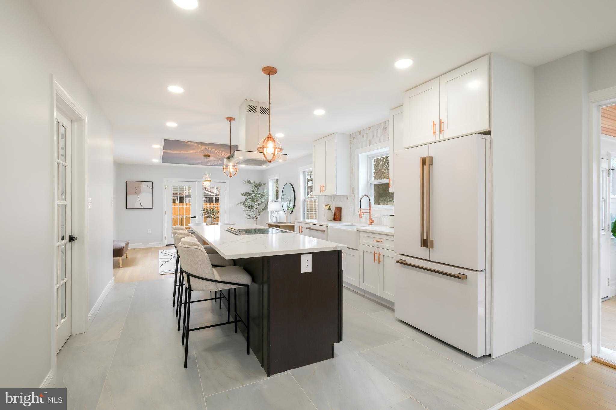 617 Greenbrier Dr photo 5