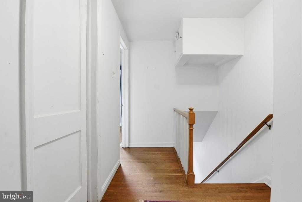 71 Hershey Ave photo 16