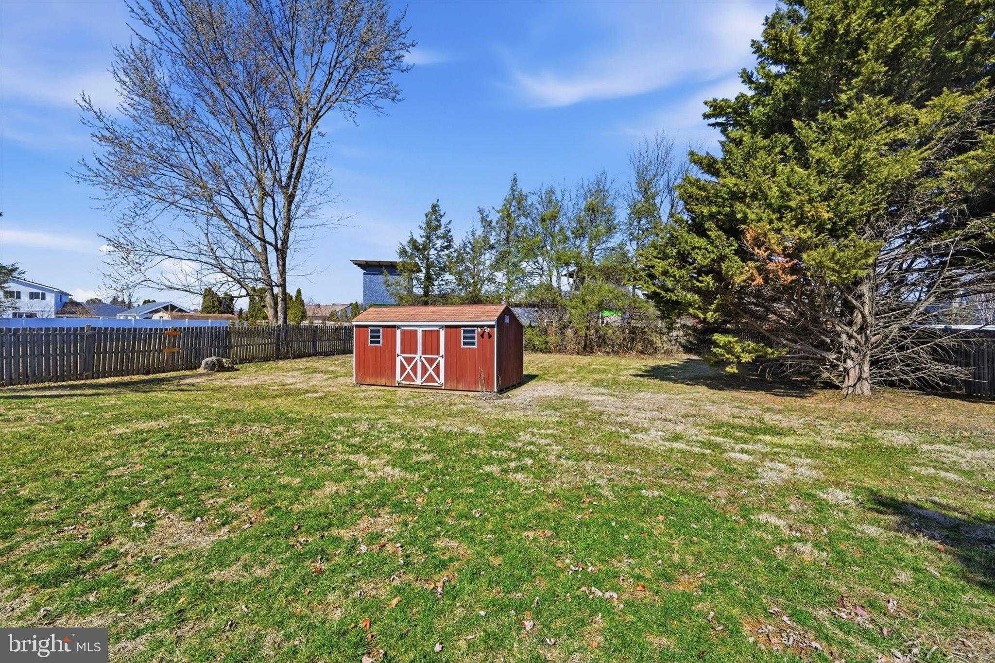 450 Warwick Dr photo 43