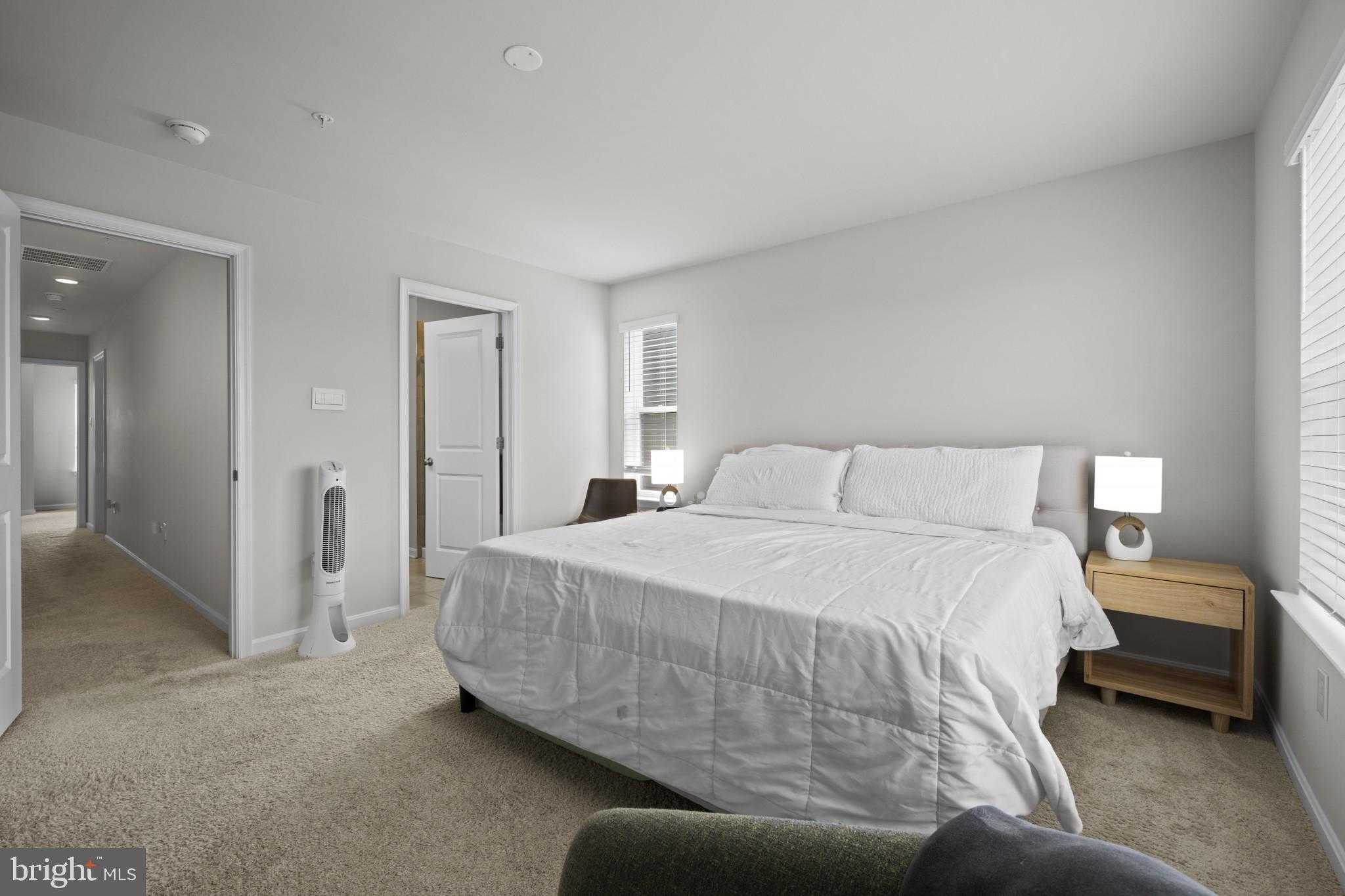 560 Banquet Ln photo 27