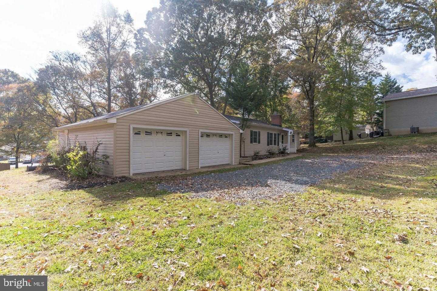 5086 Matoaka Ln photo 3