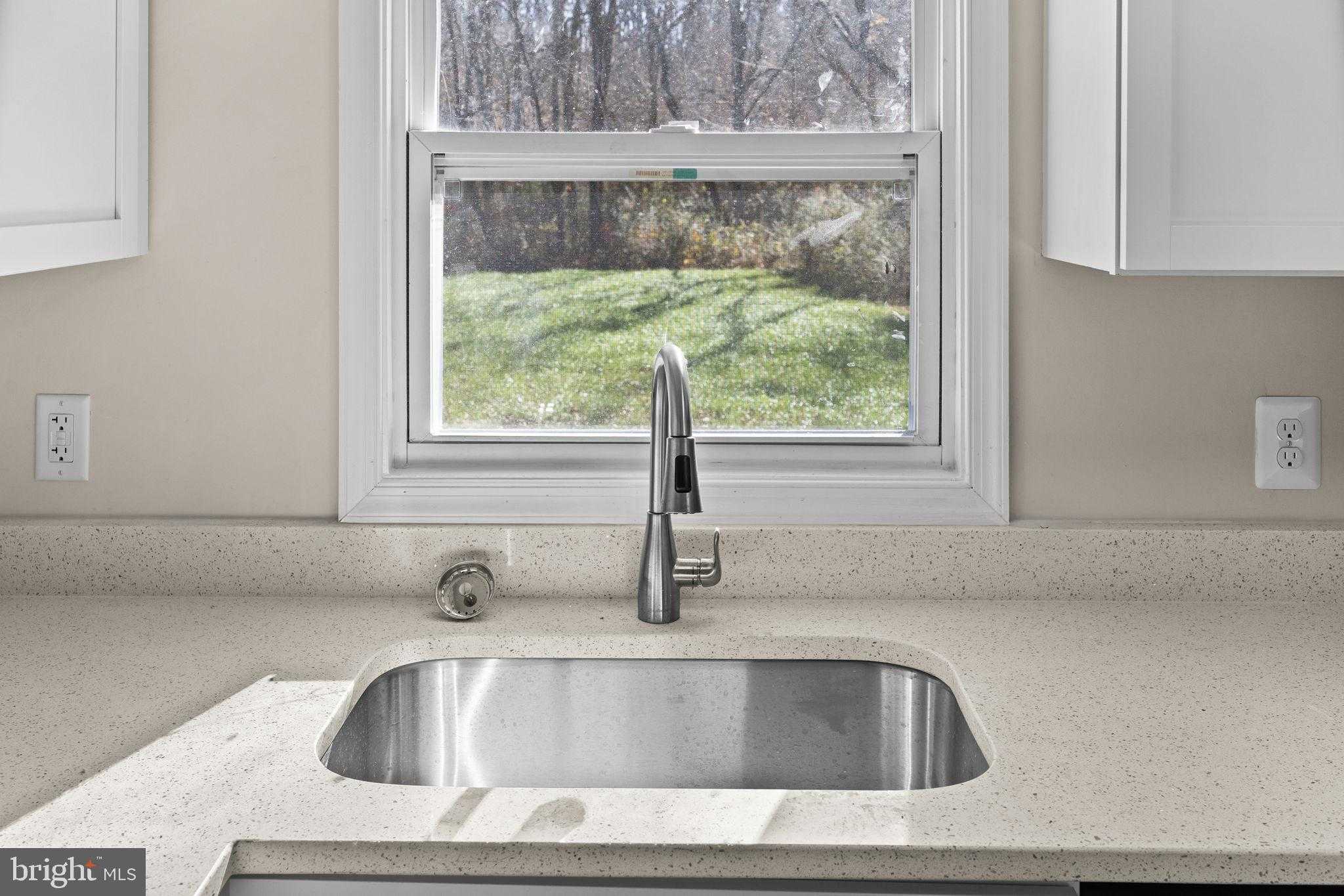 3366 Lavue Ln photo 11