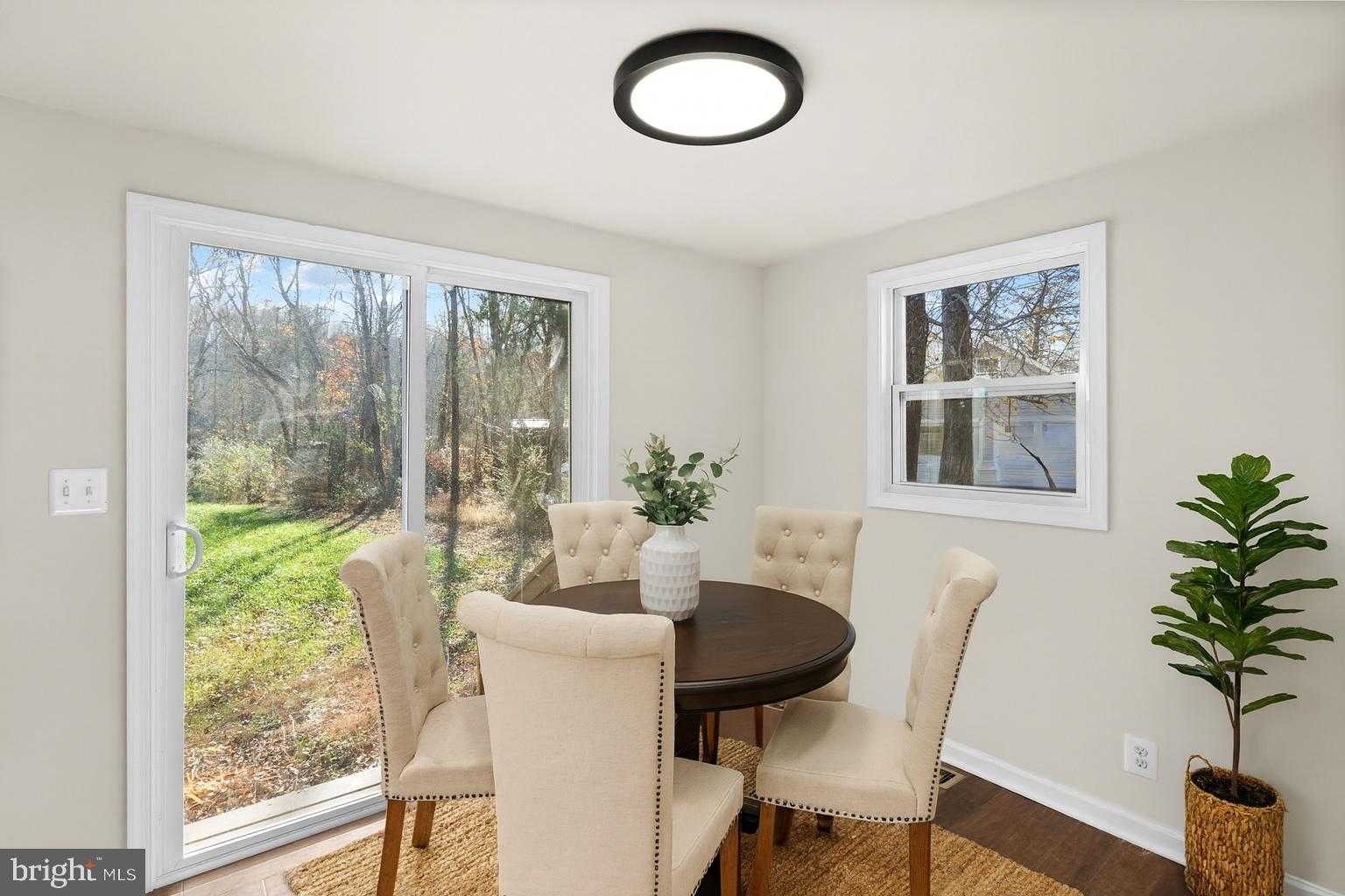 3366 Lavue Ln photo 5