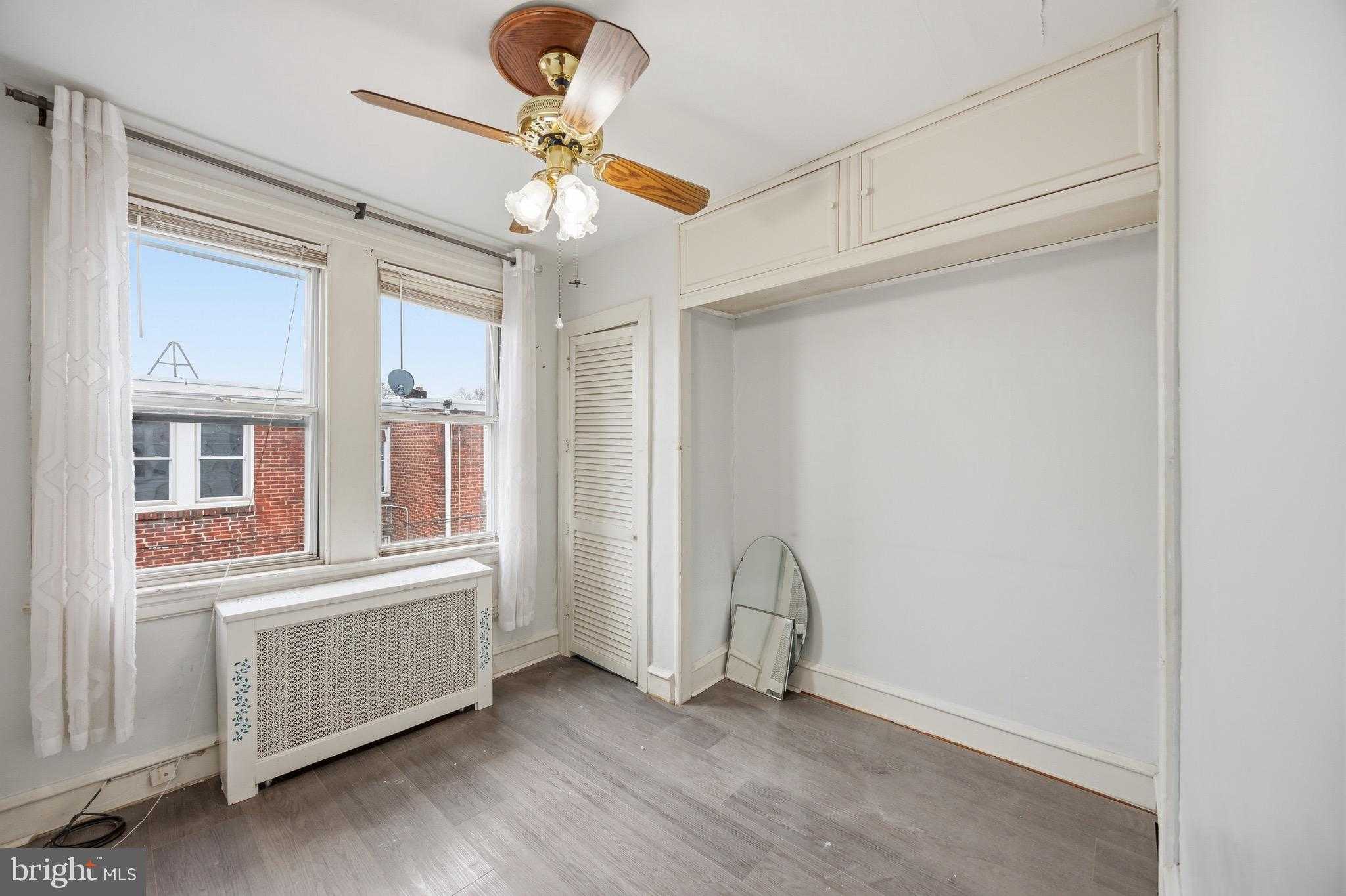 4132 Gilham St photo 14