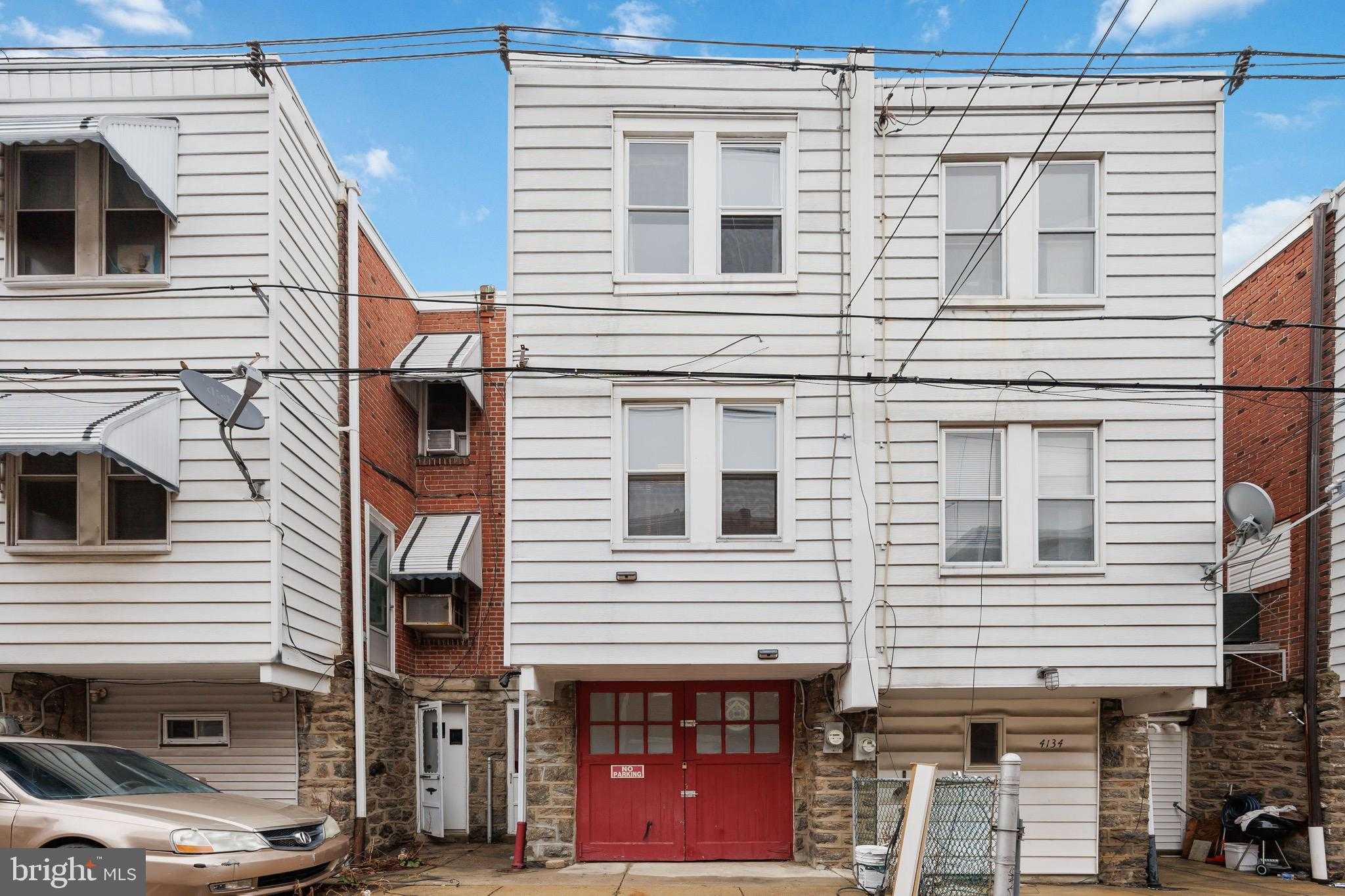 4132 Gilham St photo 24