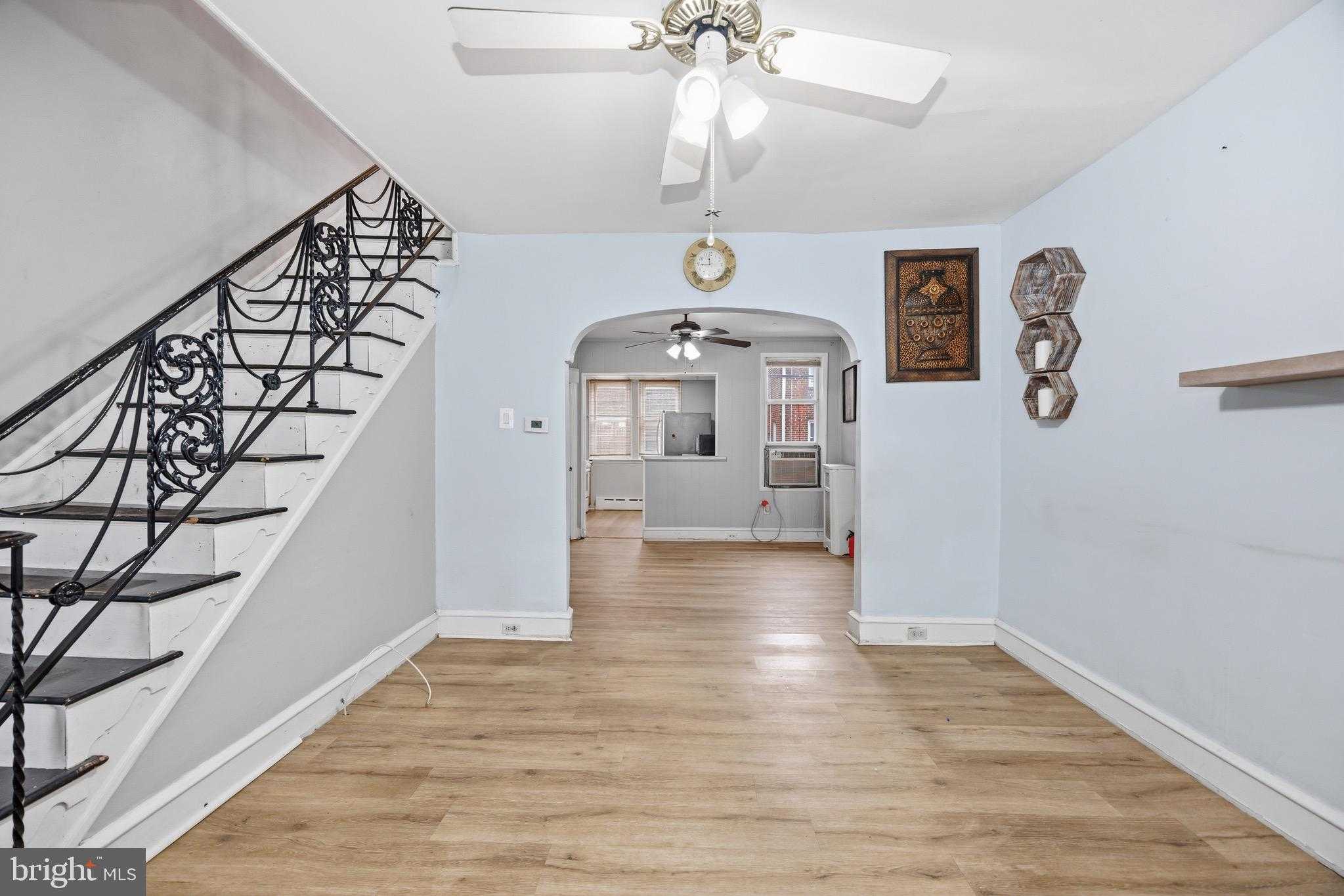 4132 Gilham St photo 4