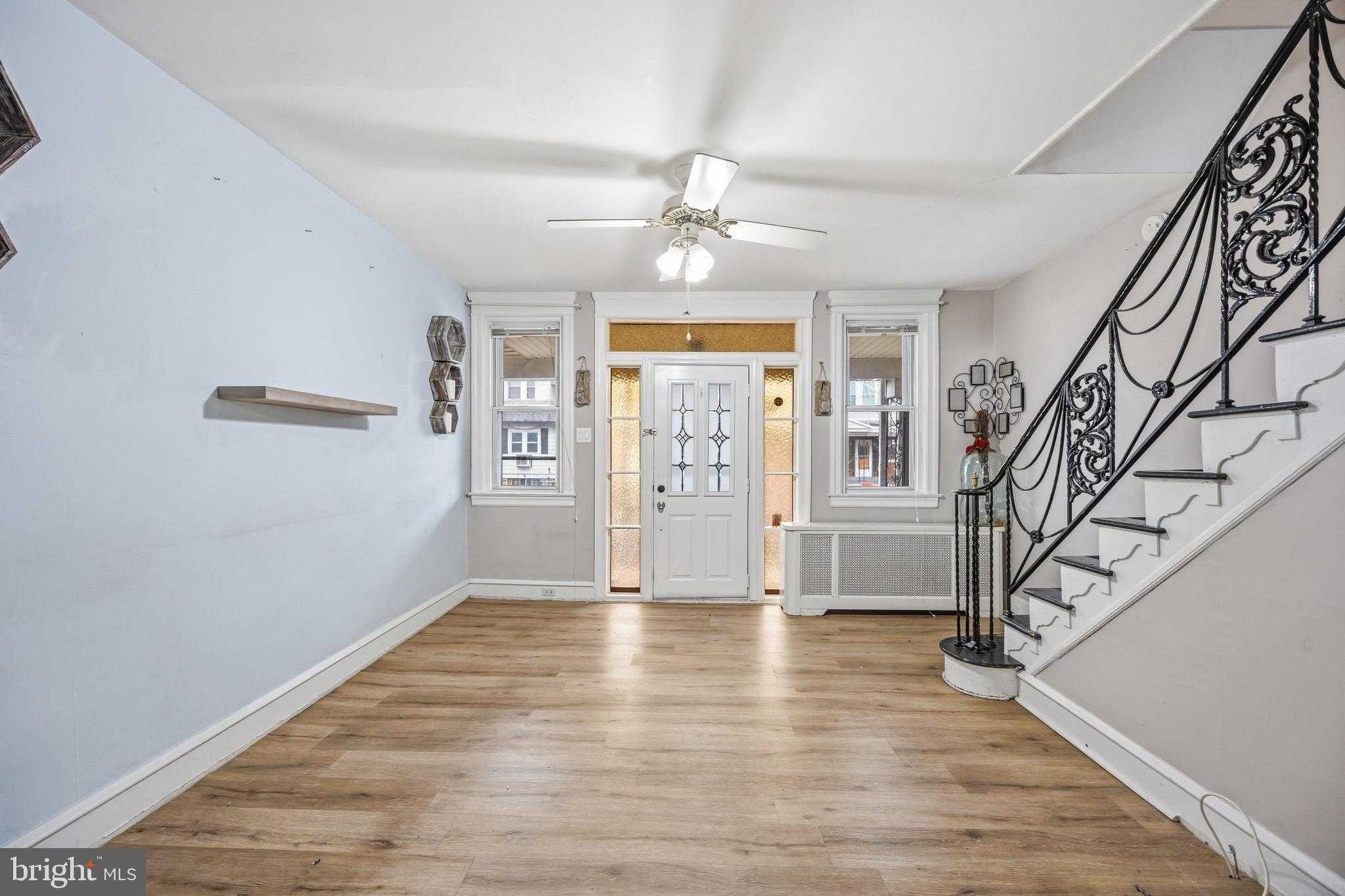 4132 Gilham St photo 6