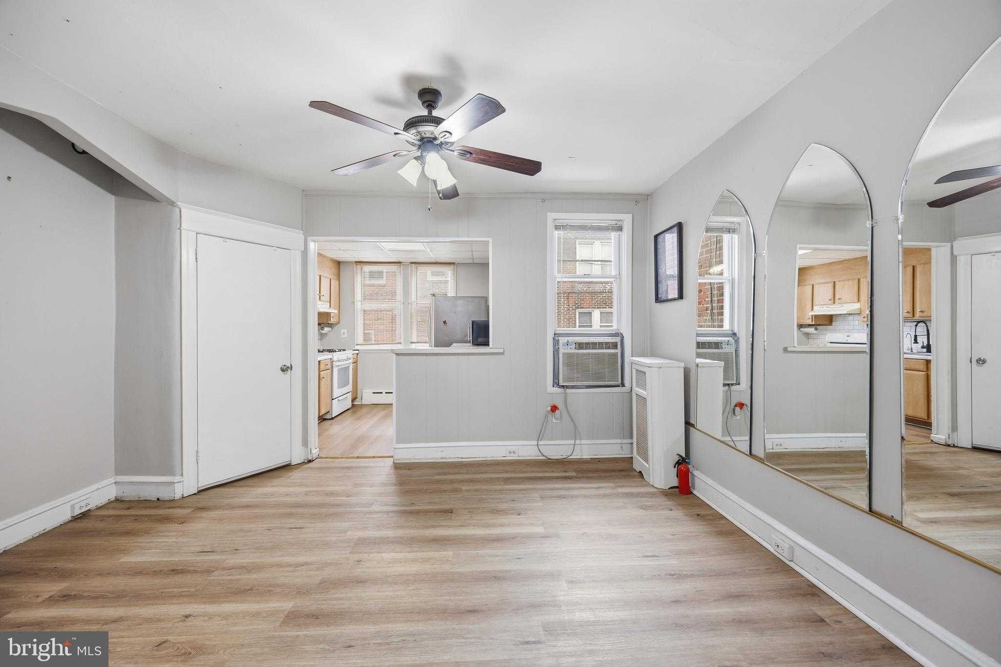 4132 Gilham St photo 7