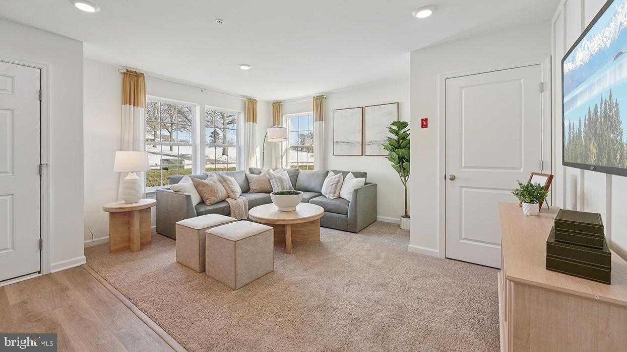 575 Swamp Creek Rd photo 5