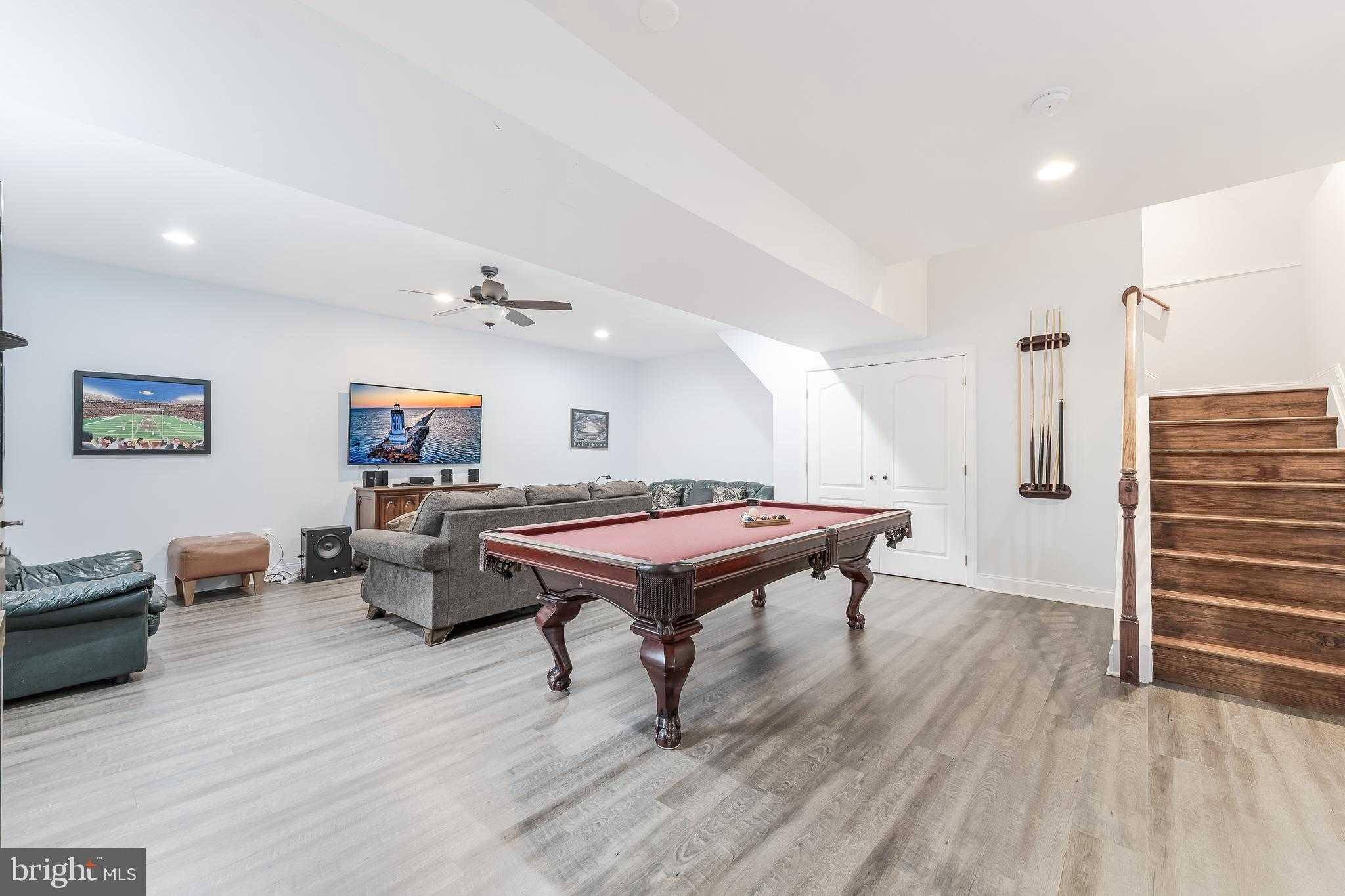 5703 Chapin Ave photo 49