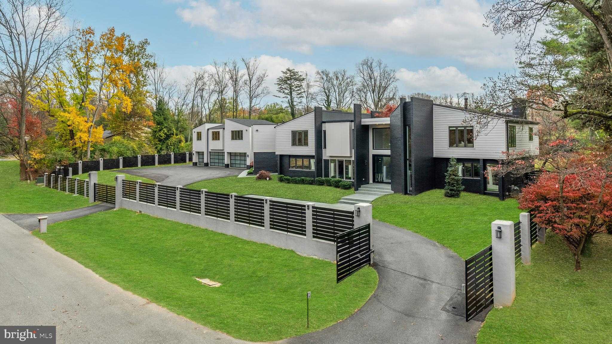 6704 Arroyo CT photo 2