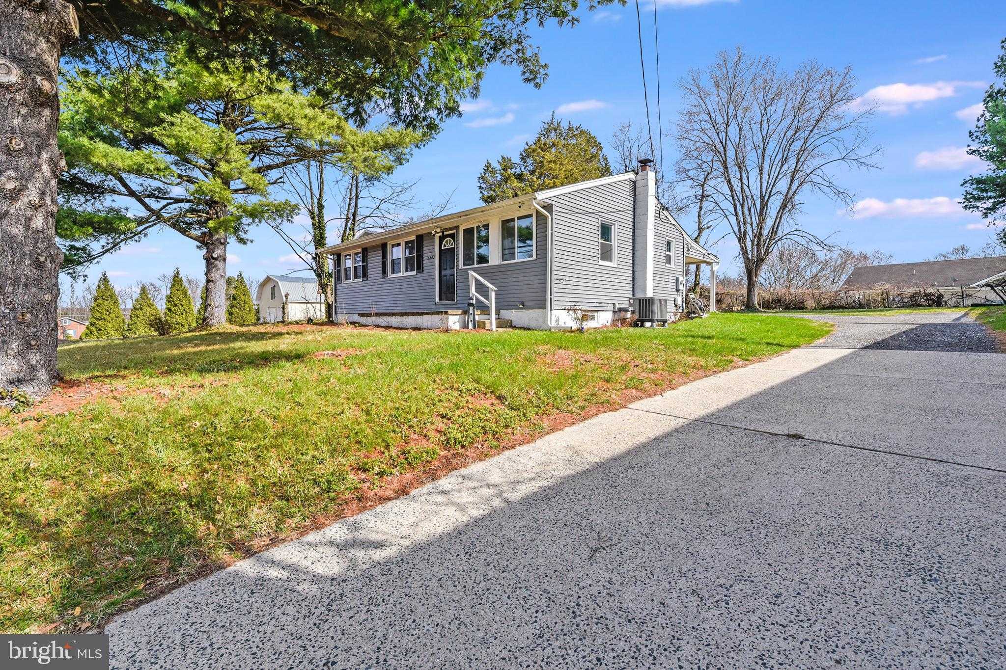 2203 Willoughby Beach Rd