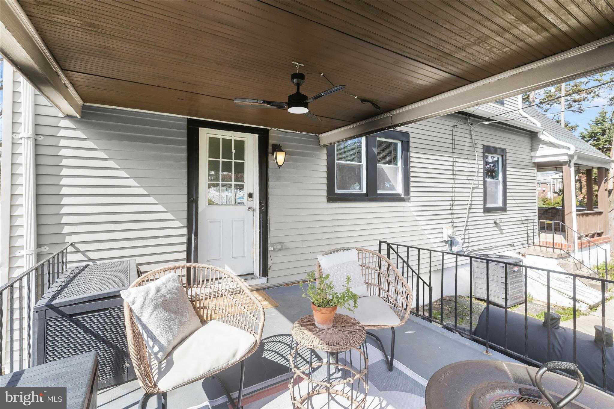 2207 Woodbourne Ave photo 27