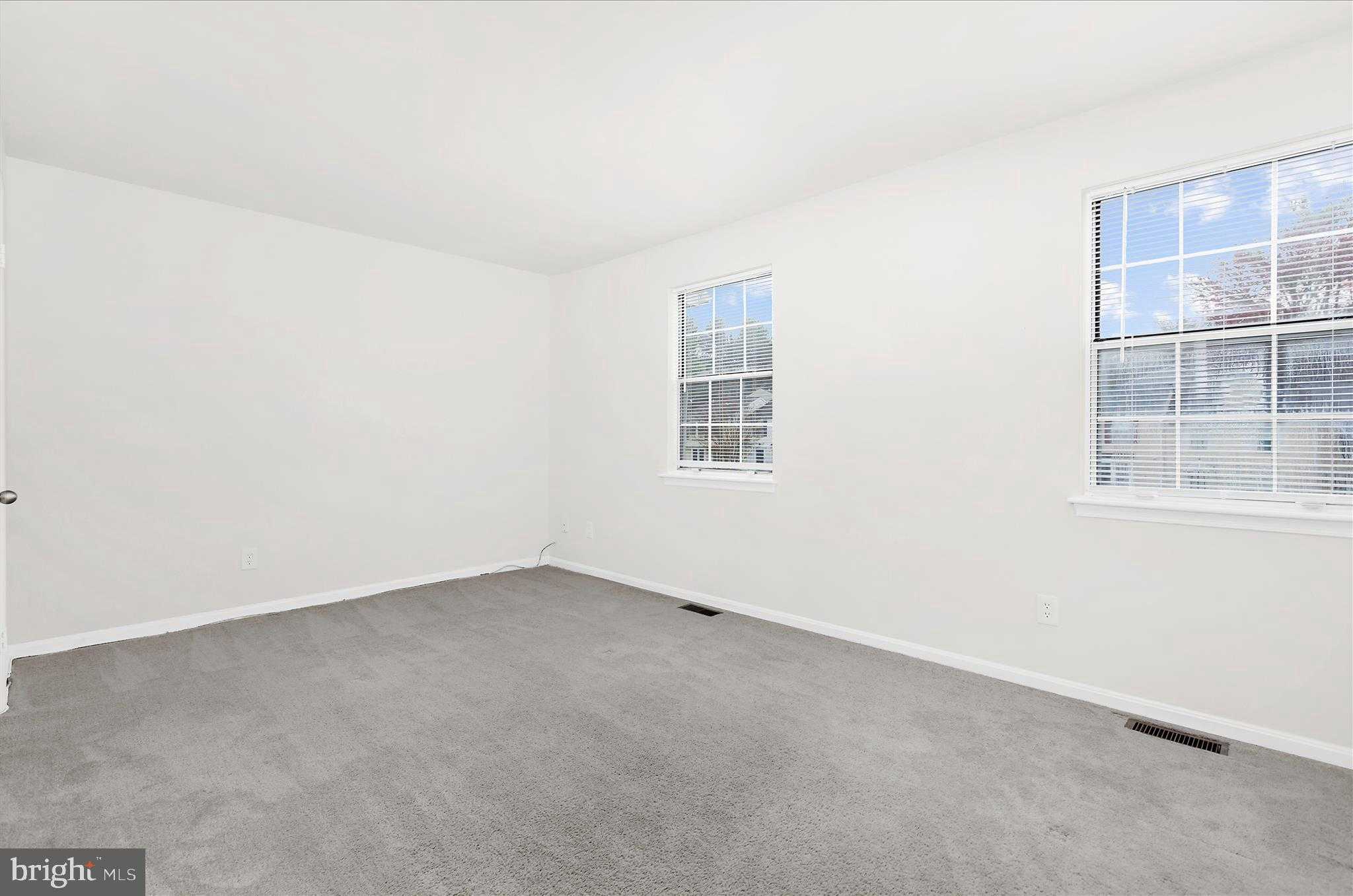 554 Melissa CT photo 18