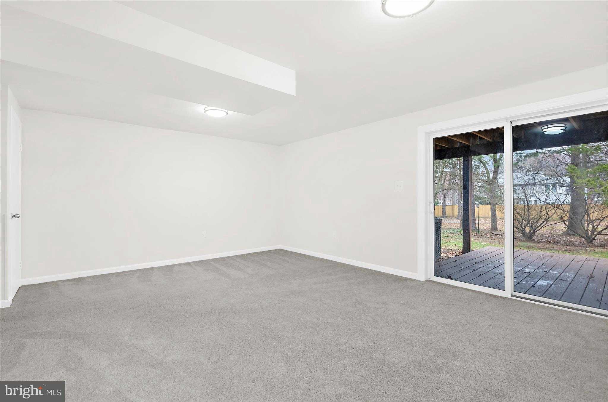 554 Melissa CT photo 26