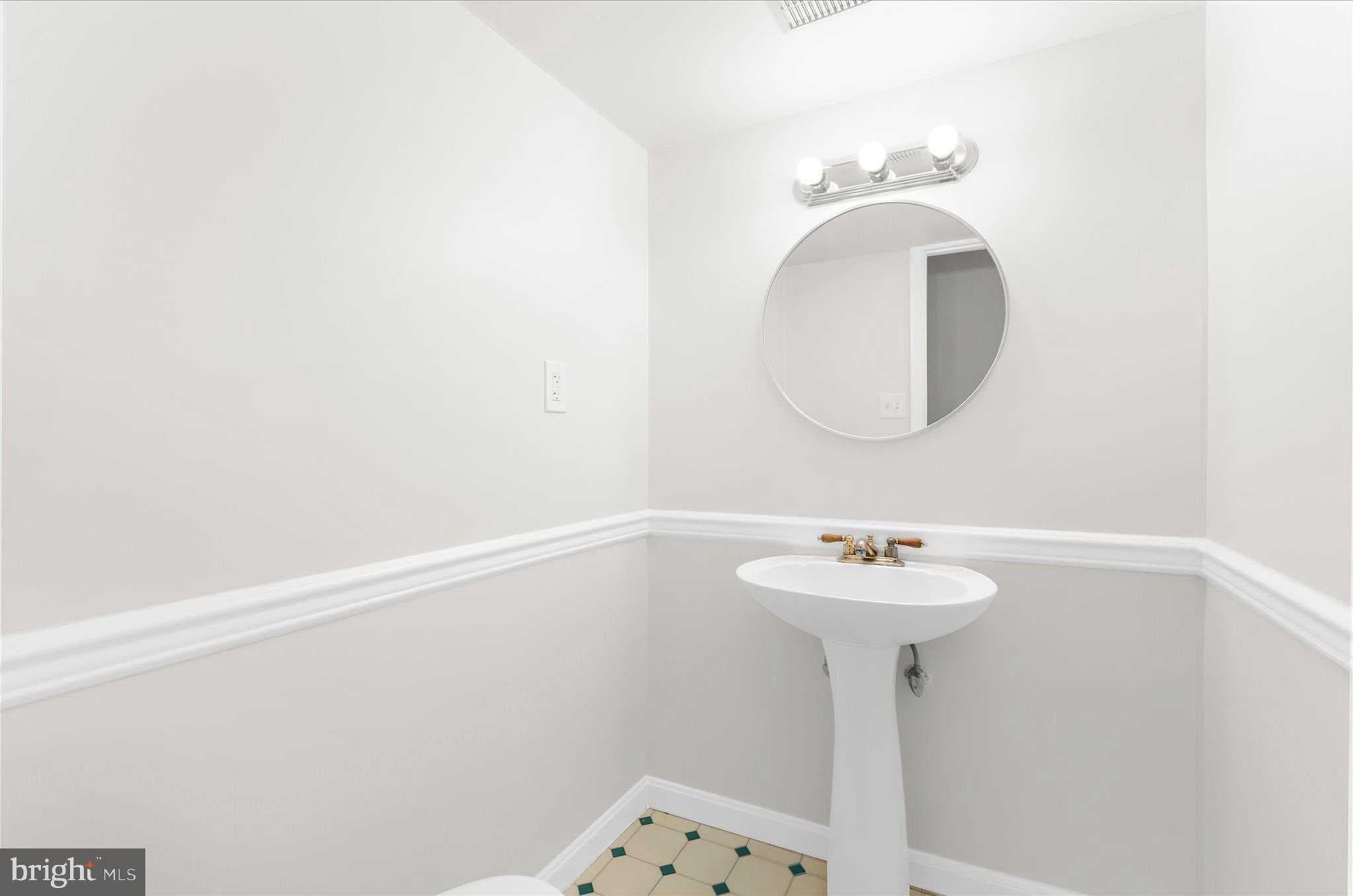 554 Melissa CT photo 30