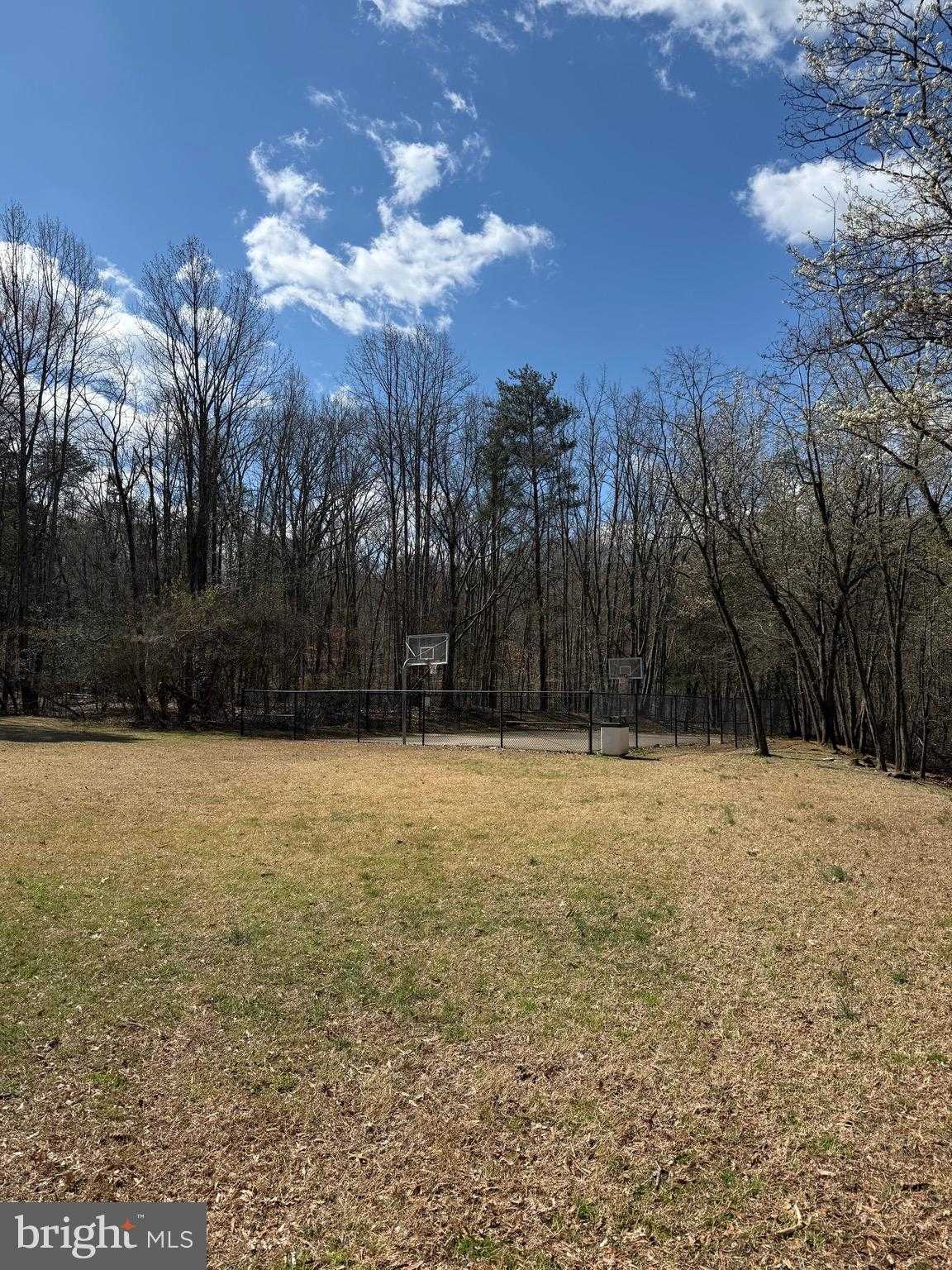 554 Melissa CT photo 39