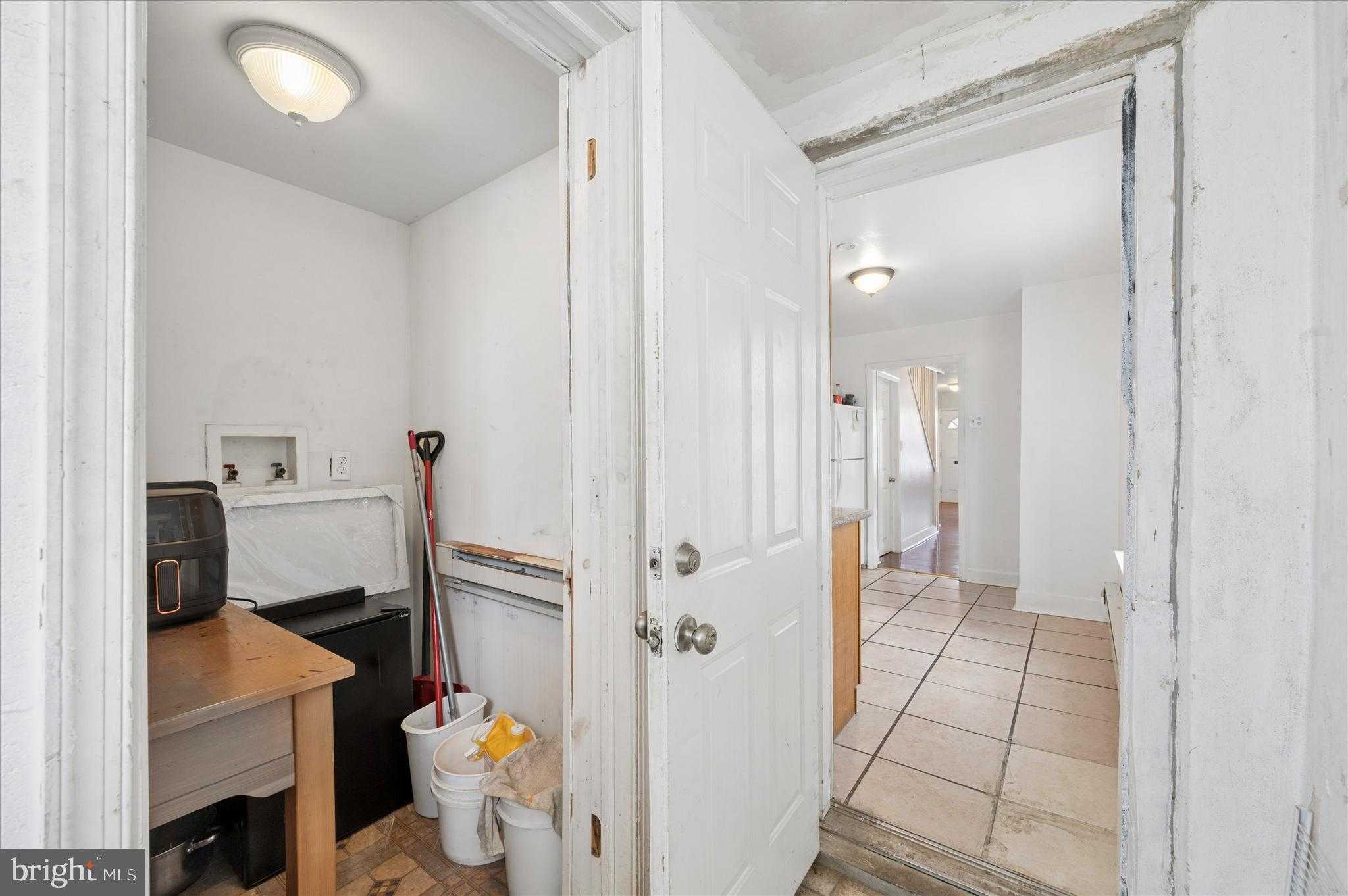 2038 N Franklin St photo 13