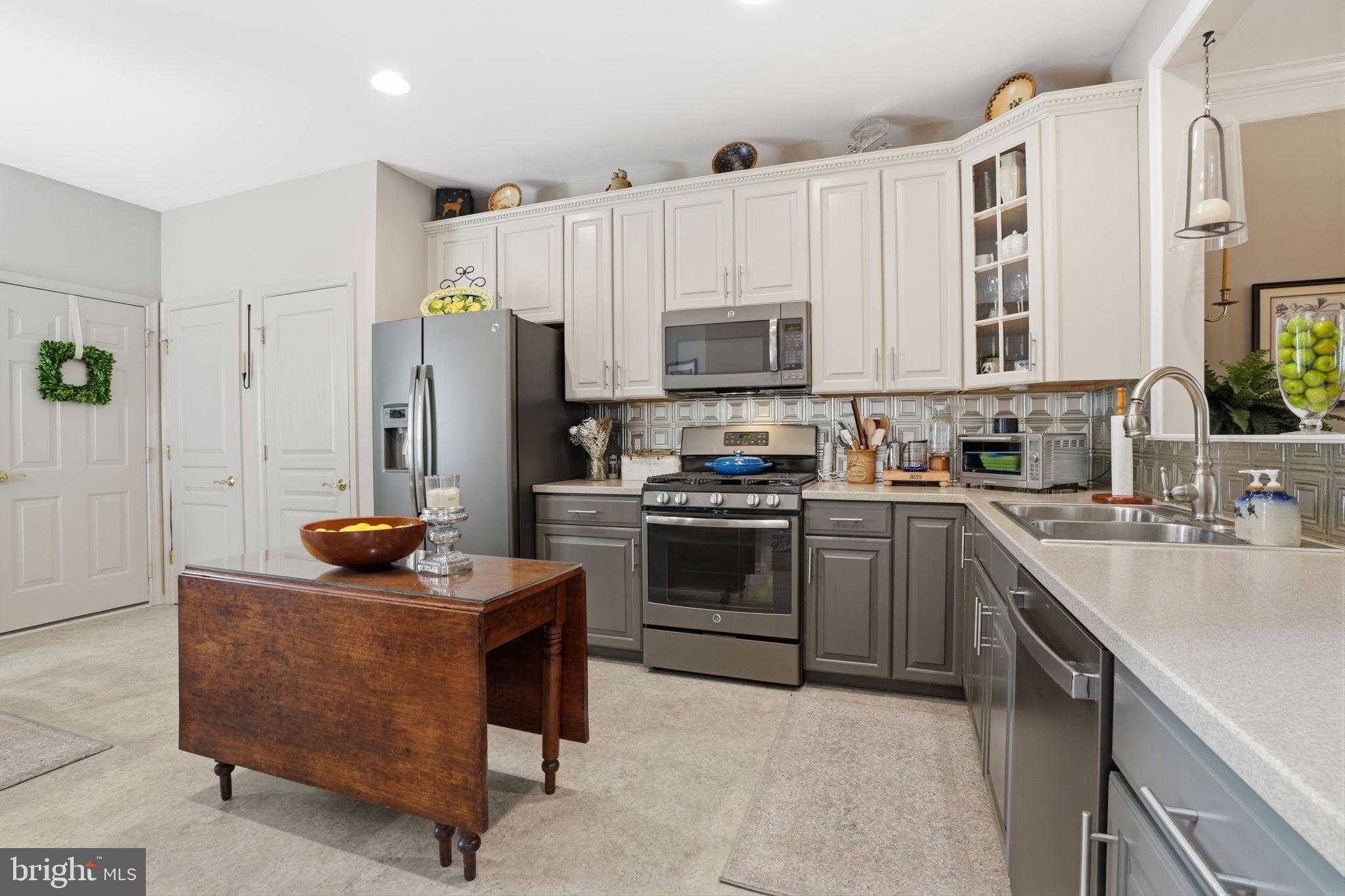 104 Mcconkey Dr photo 5