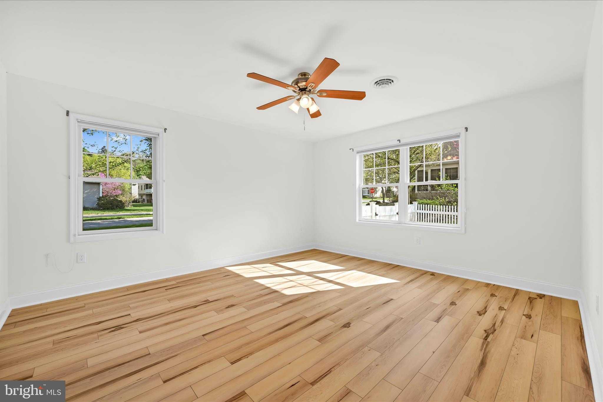 1029 Alden Way photo 28