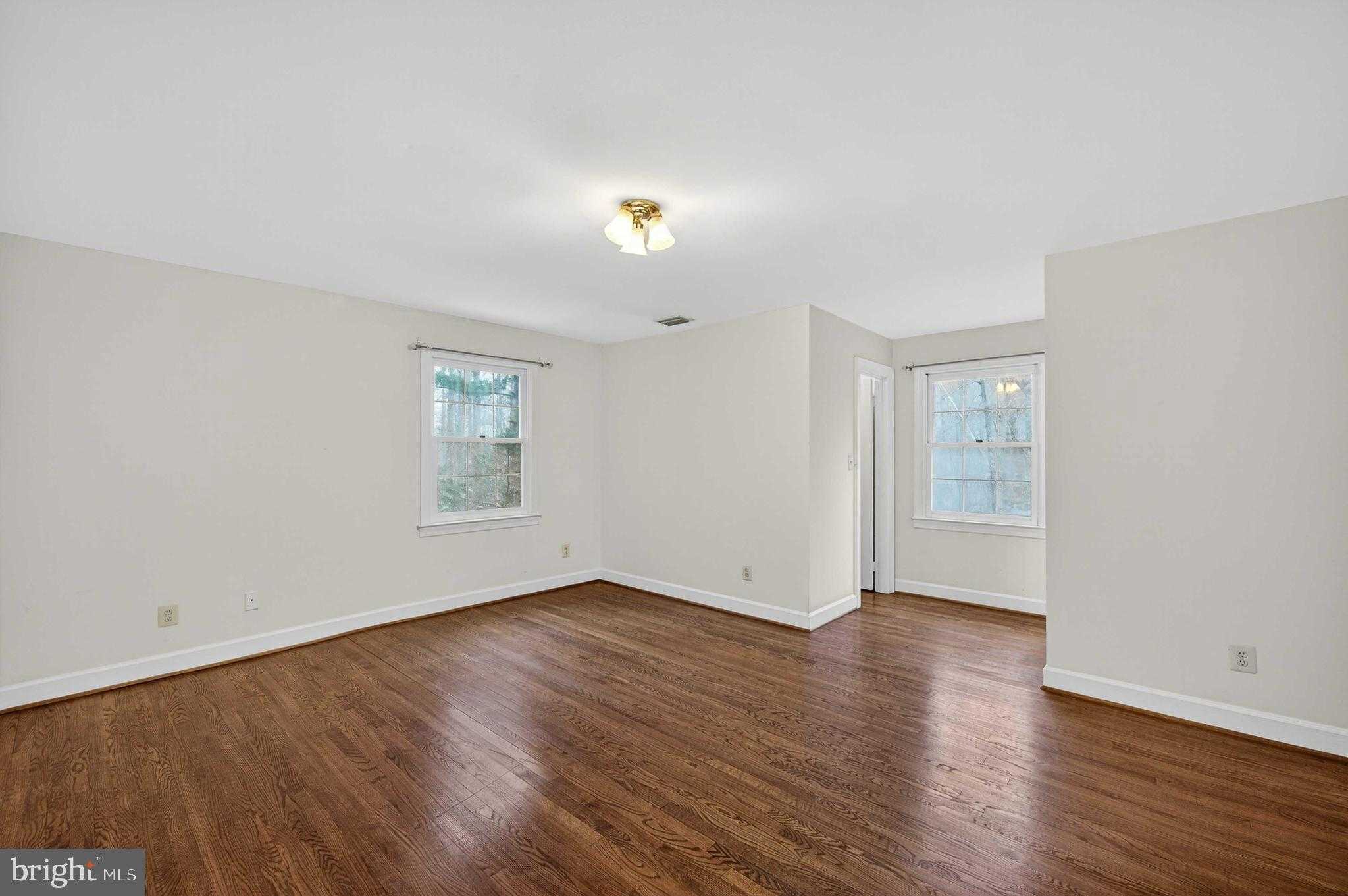 6612 Colchester Rd photo 57