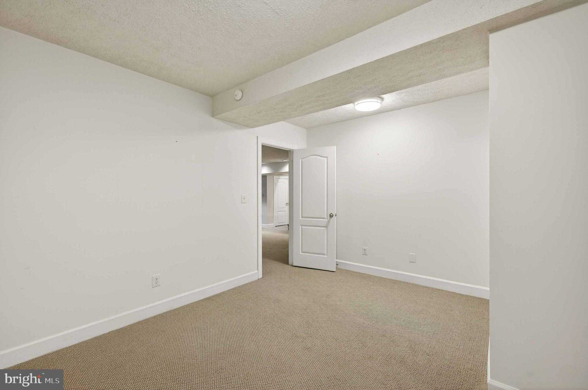 6612 Colchester Rd photo 74