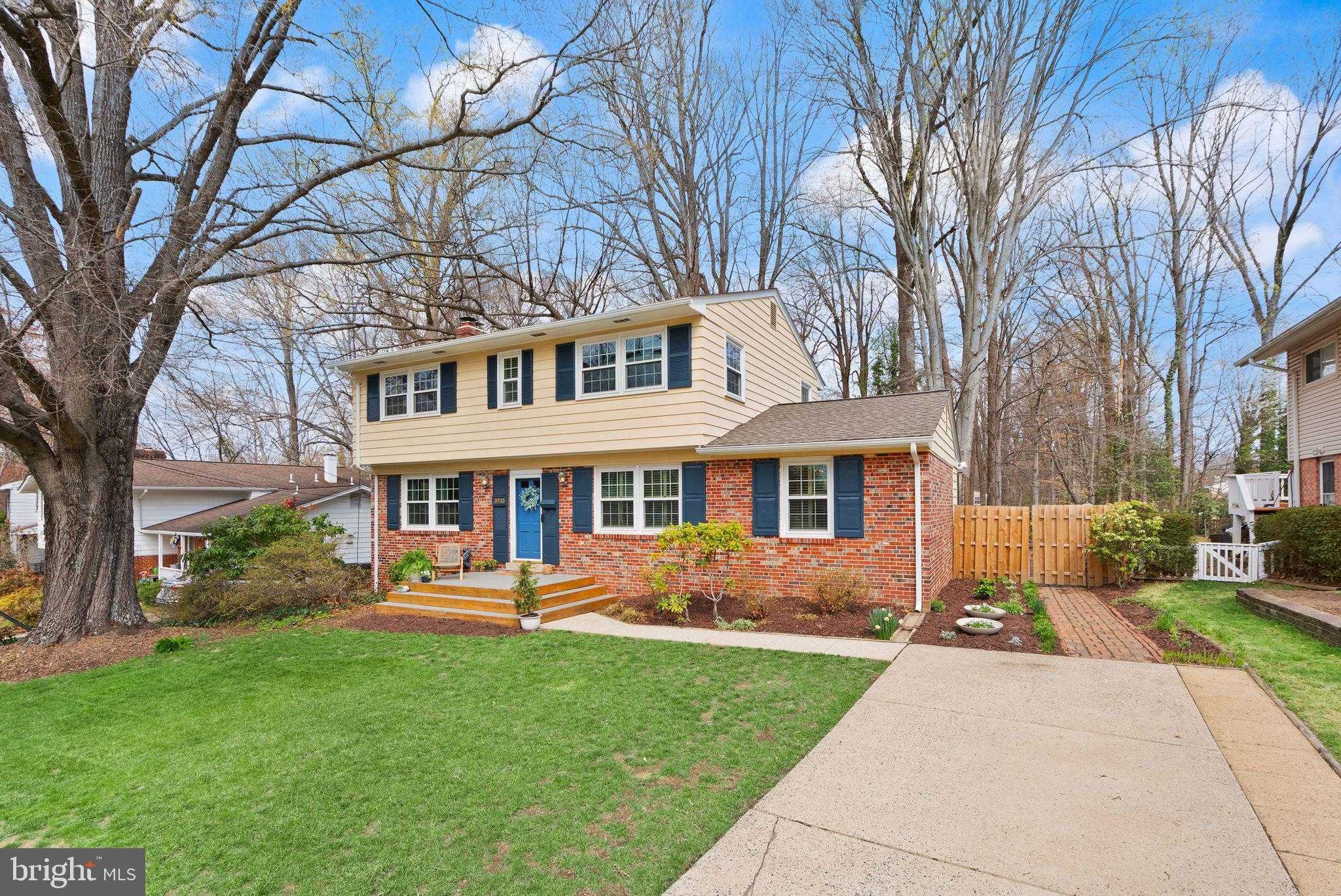 3213 Fair Woods Pkwy photo 2