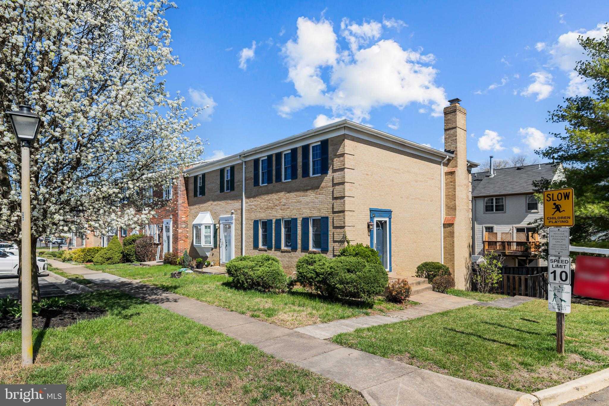 7410 Rhondda Dr, Lorton