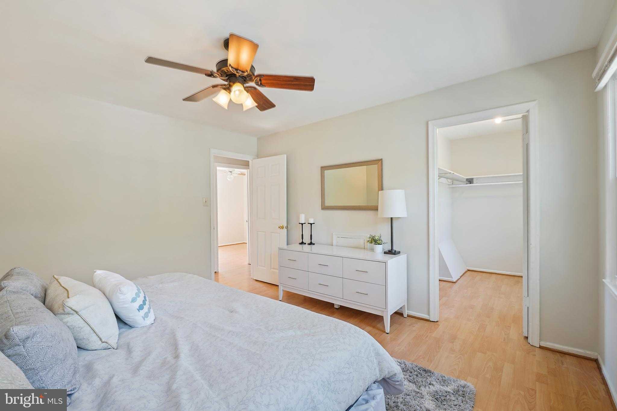 10 Ingleside CT photo 21