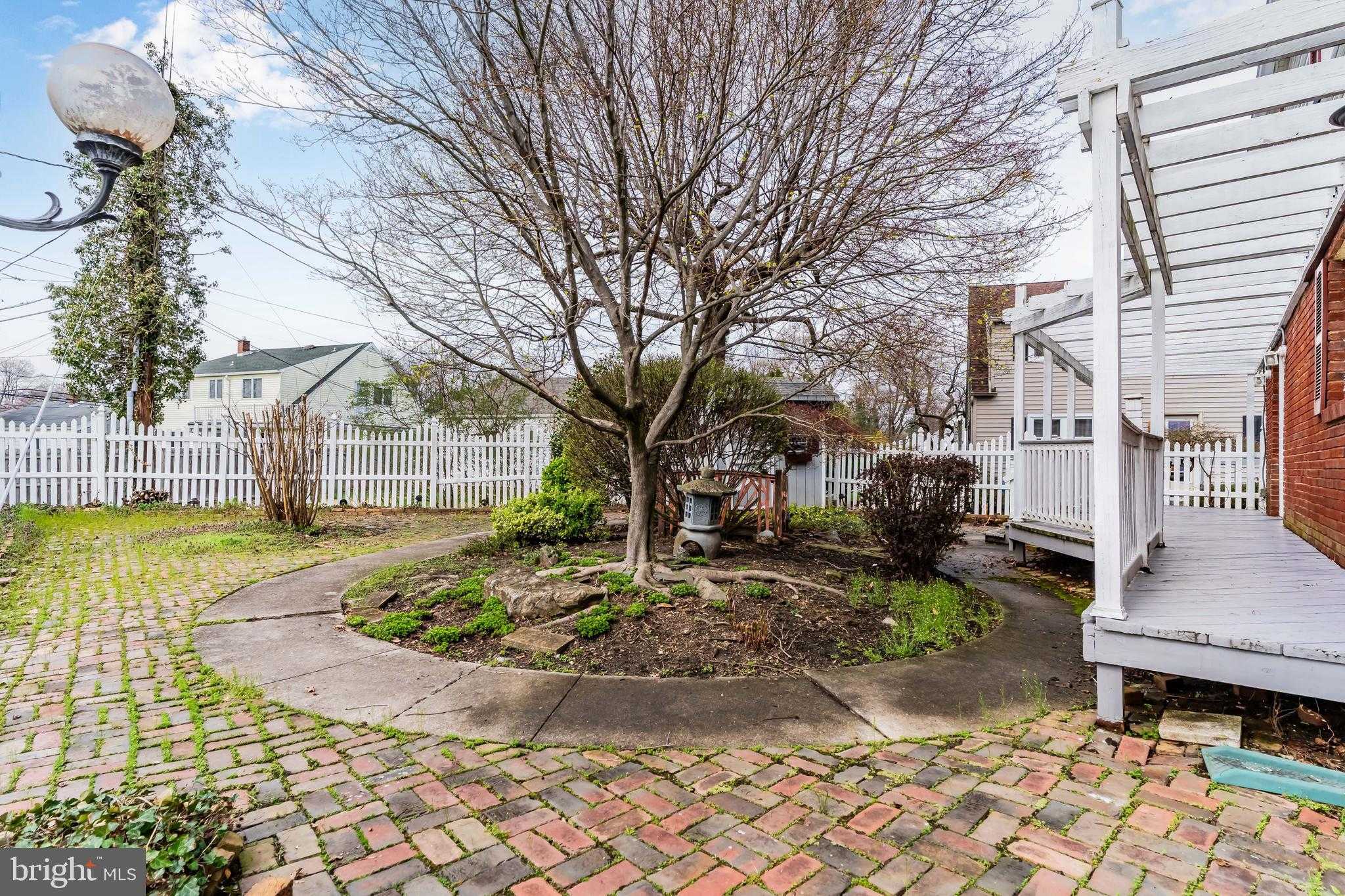 801 Coolidge St photo 38