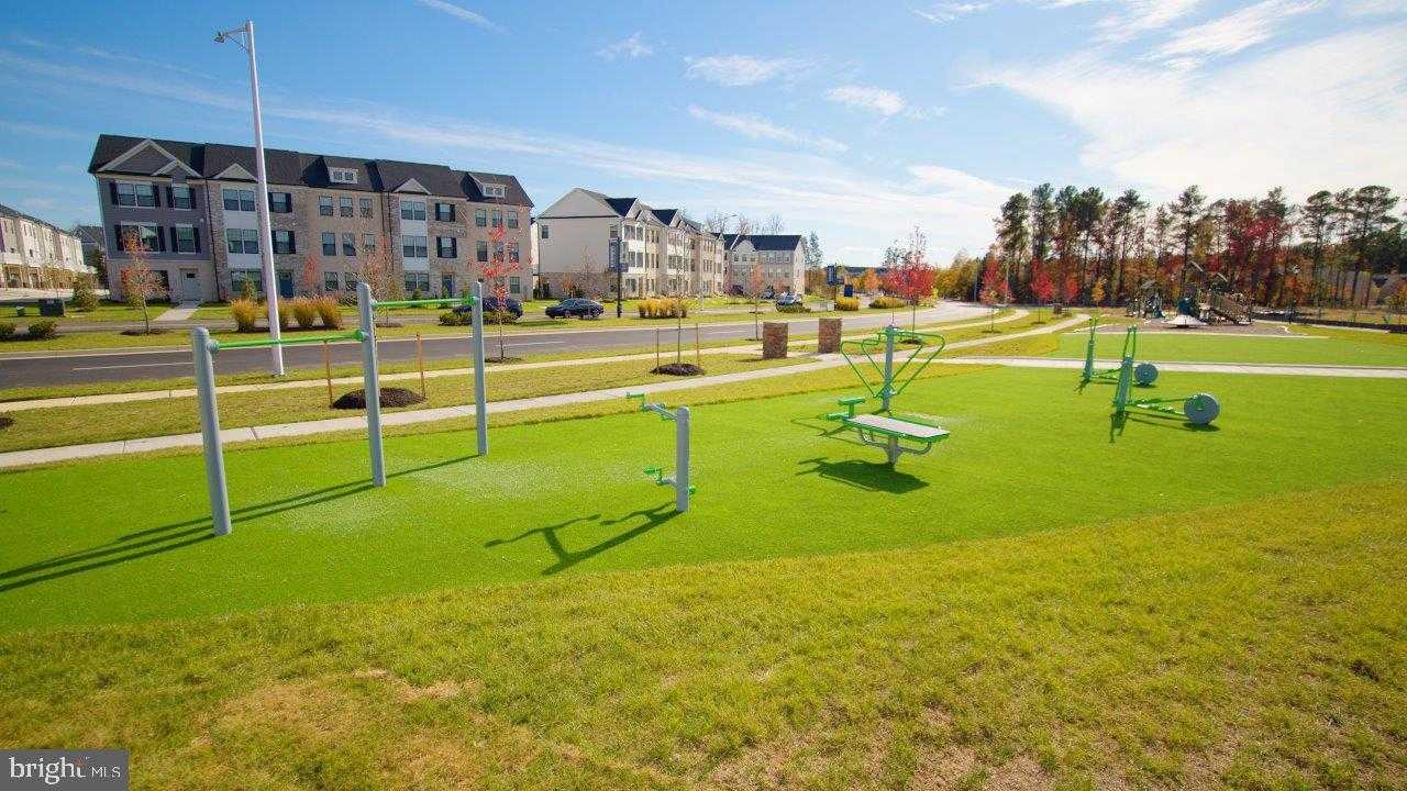 7432 Calm Retreat Blvd photo 41