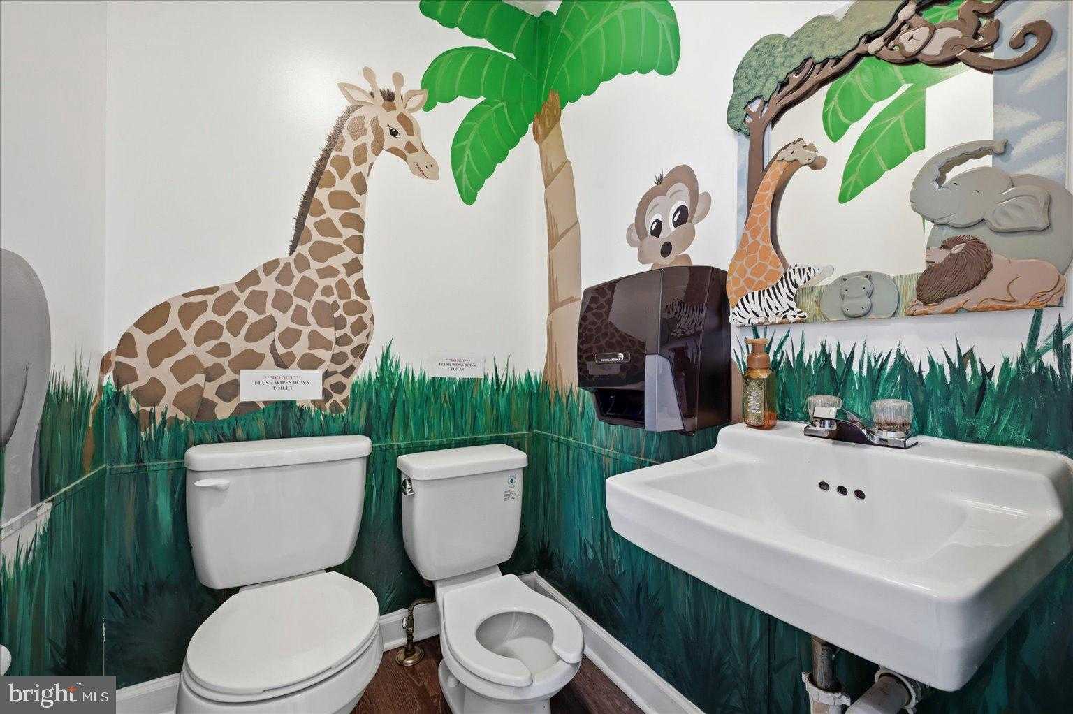 8904 Yorkshire Ln photo 9