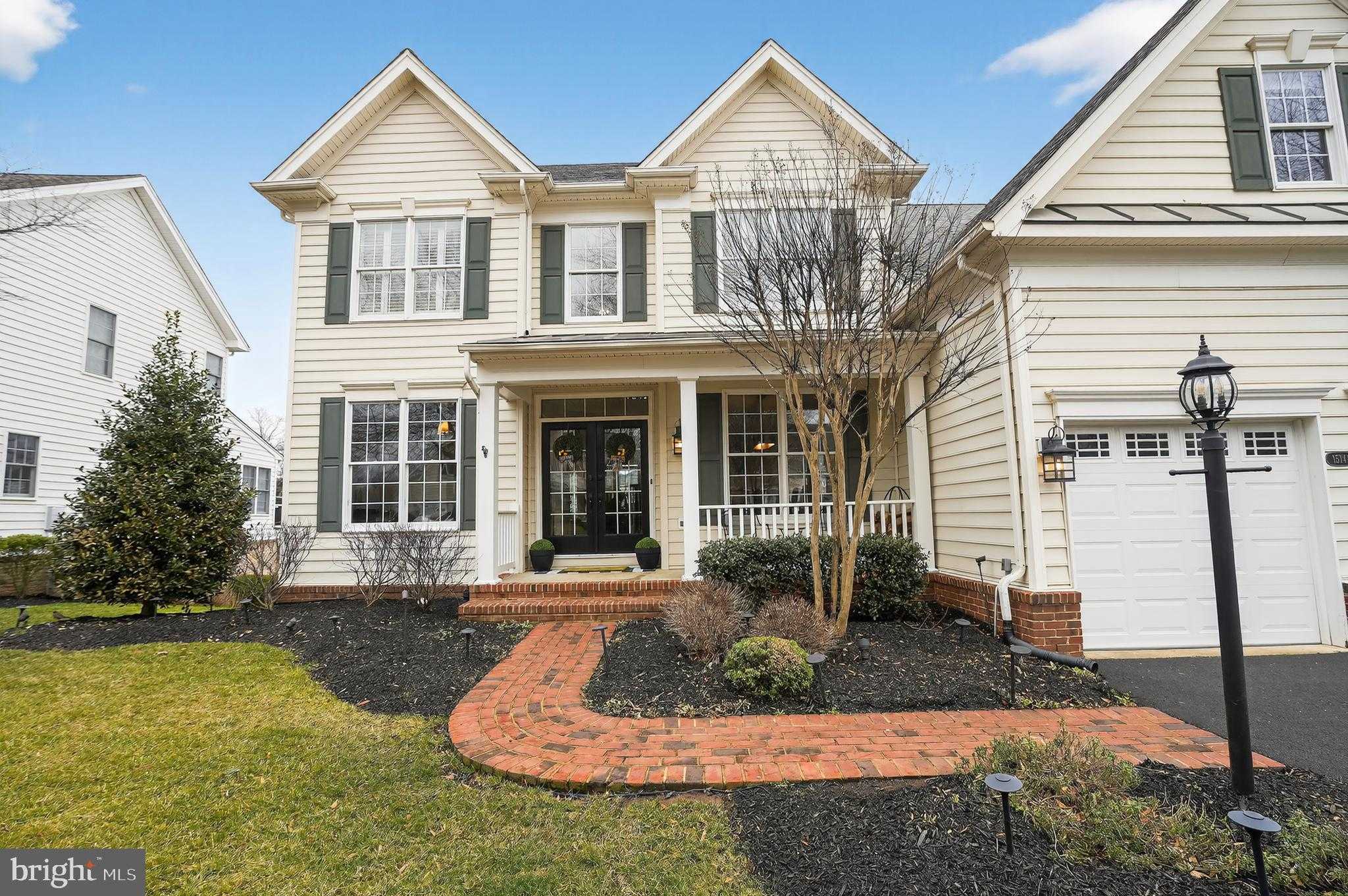 15141 Golf View Dr photo 2