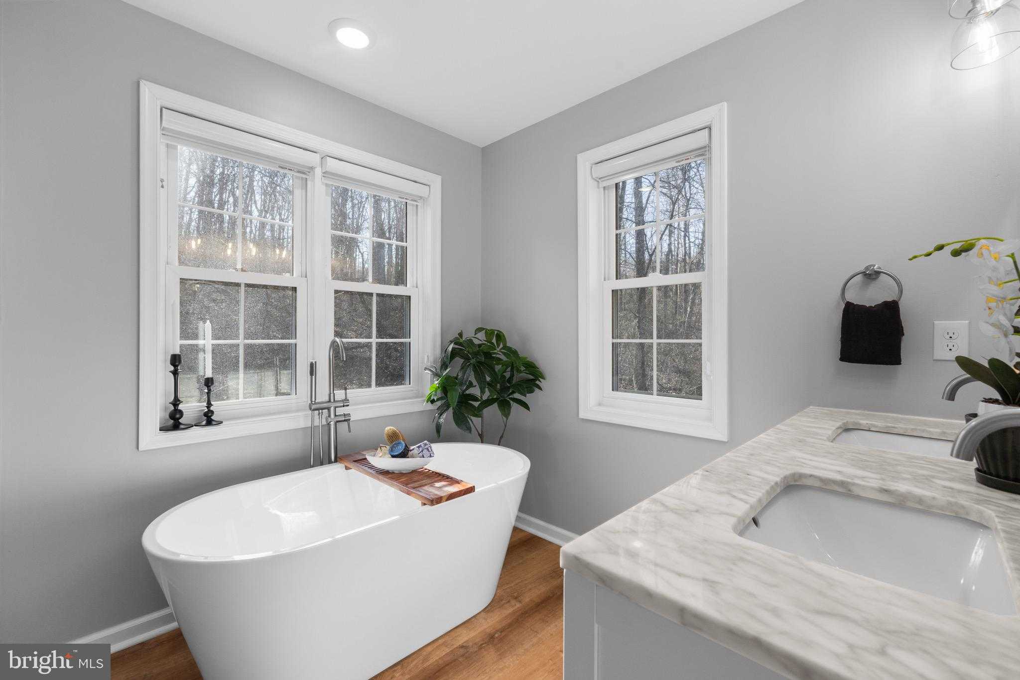 362 Dawn Ln photo 17