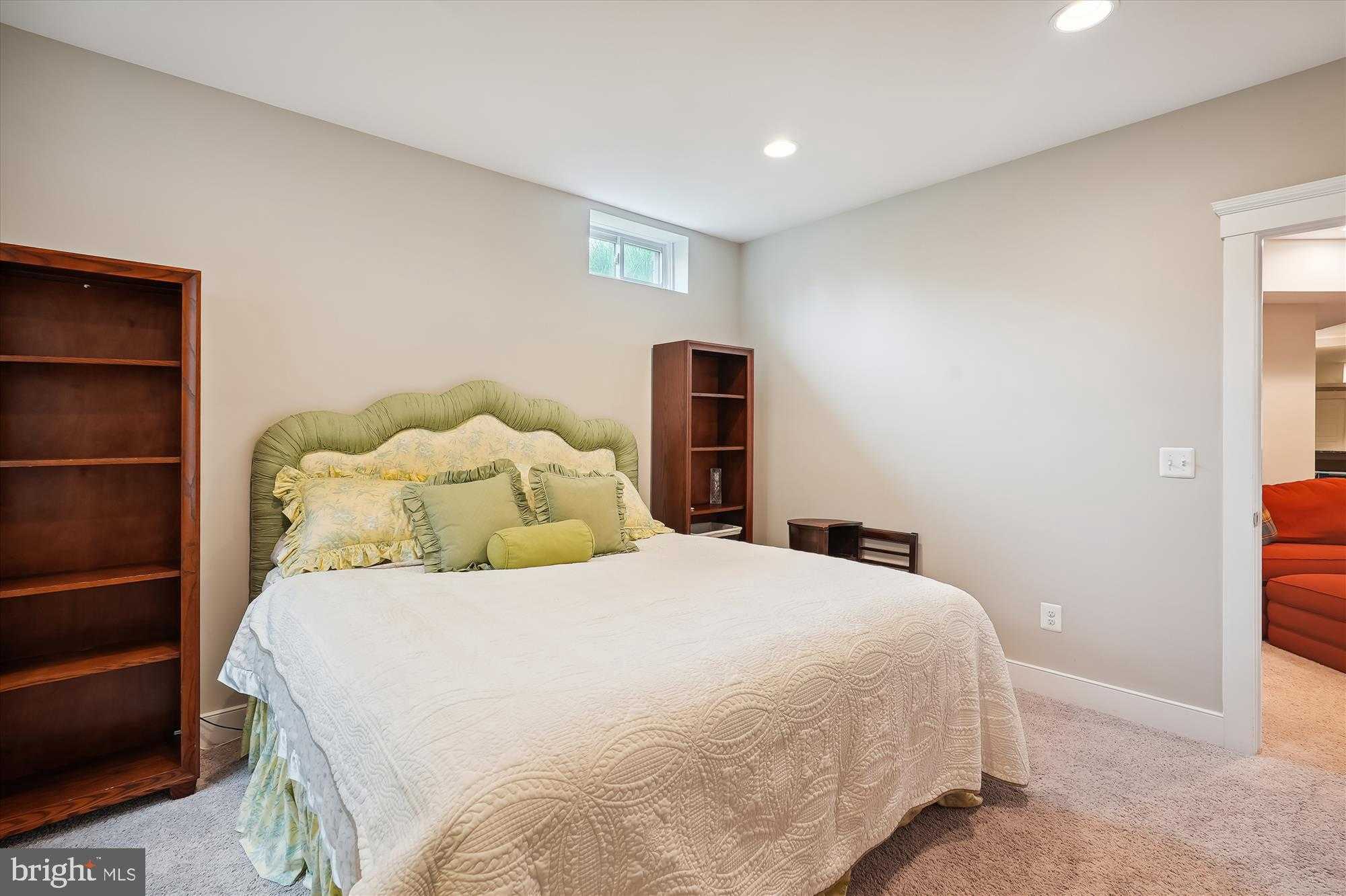 16921 Purcellville Rd photo 46