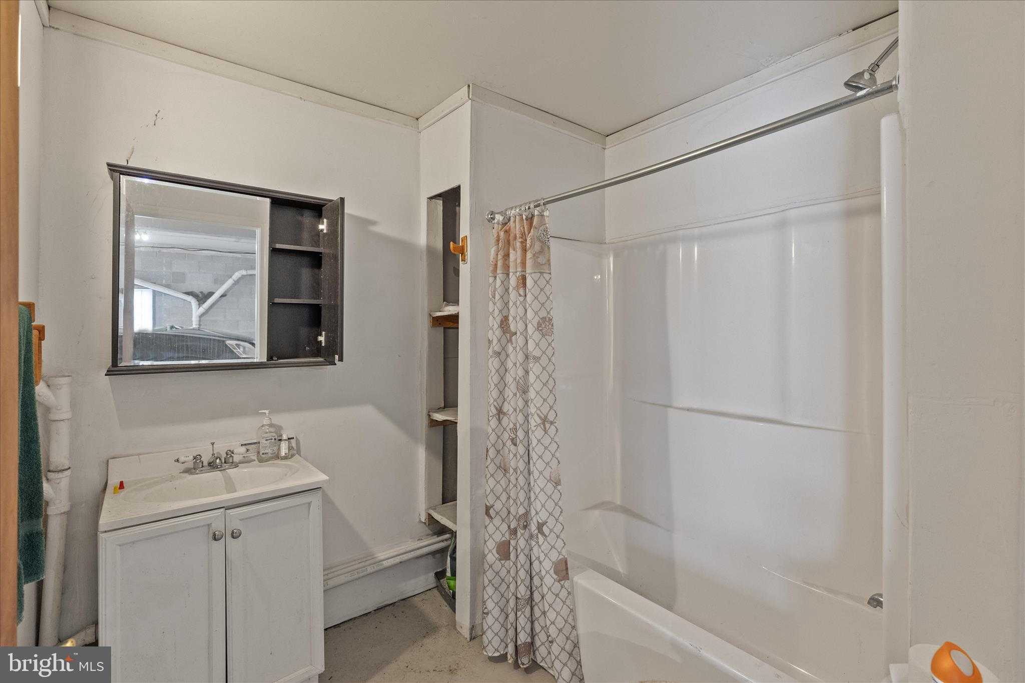 84 Lakeview Cir photo 23