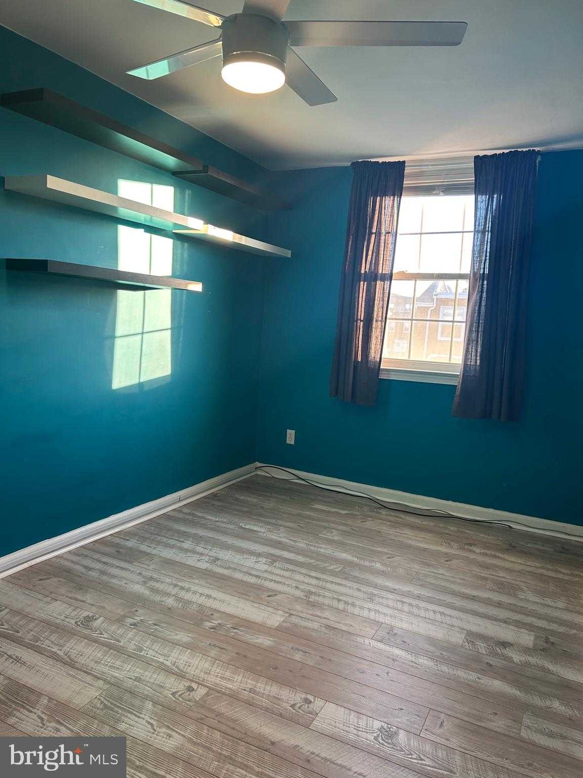 3024 Gilham St photo 18