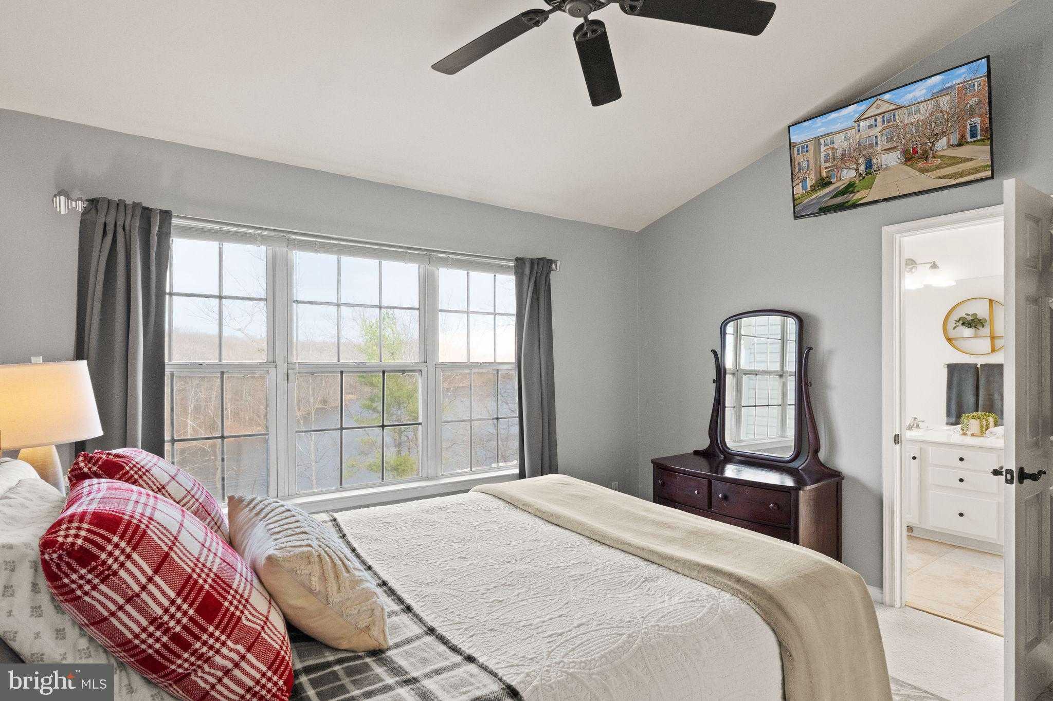 11521 Bertram St photo 29