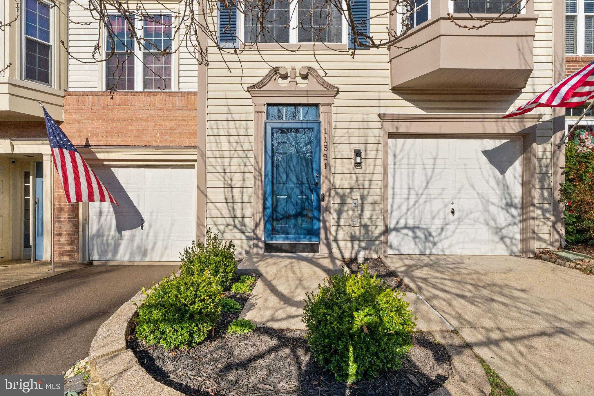 11521 Bertram St photo 3