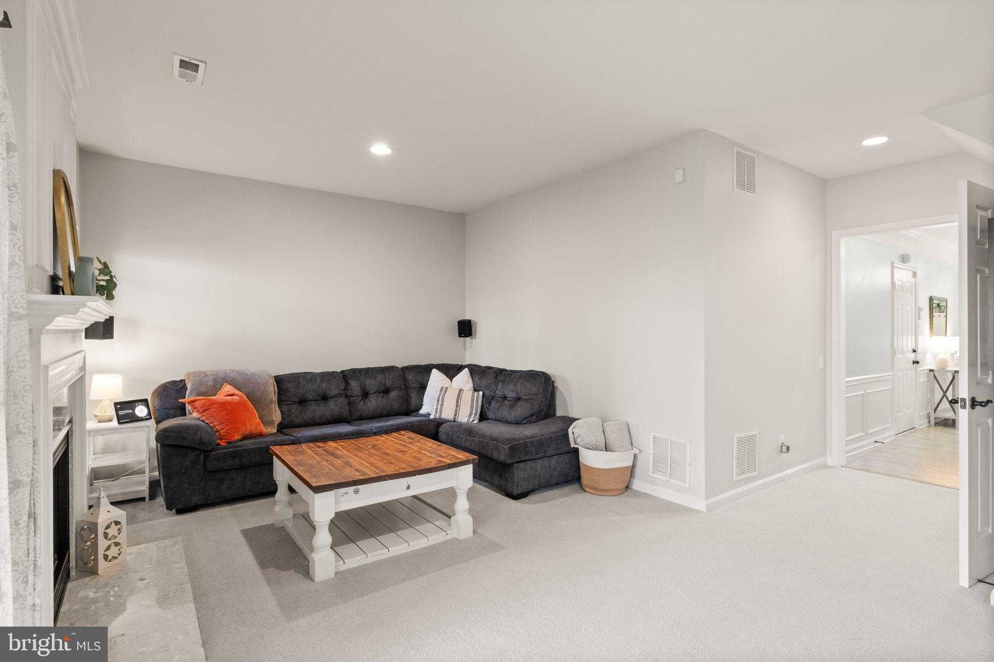 11521 Bertram St photo 44