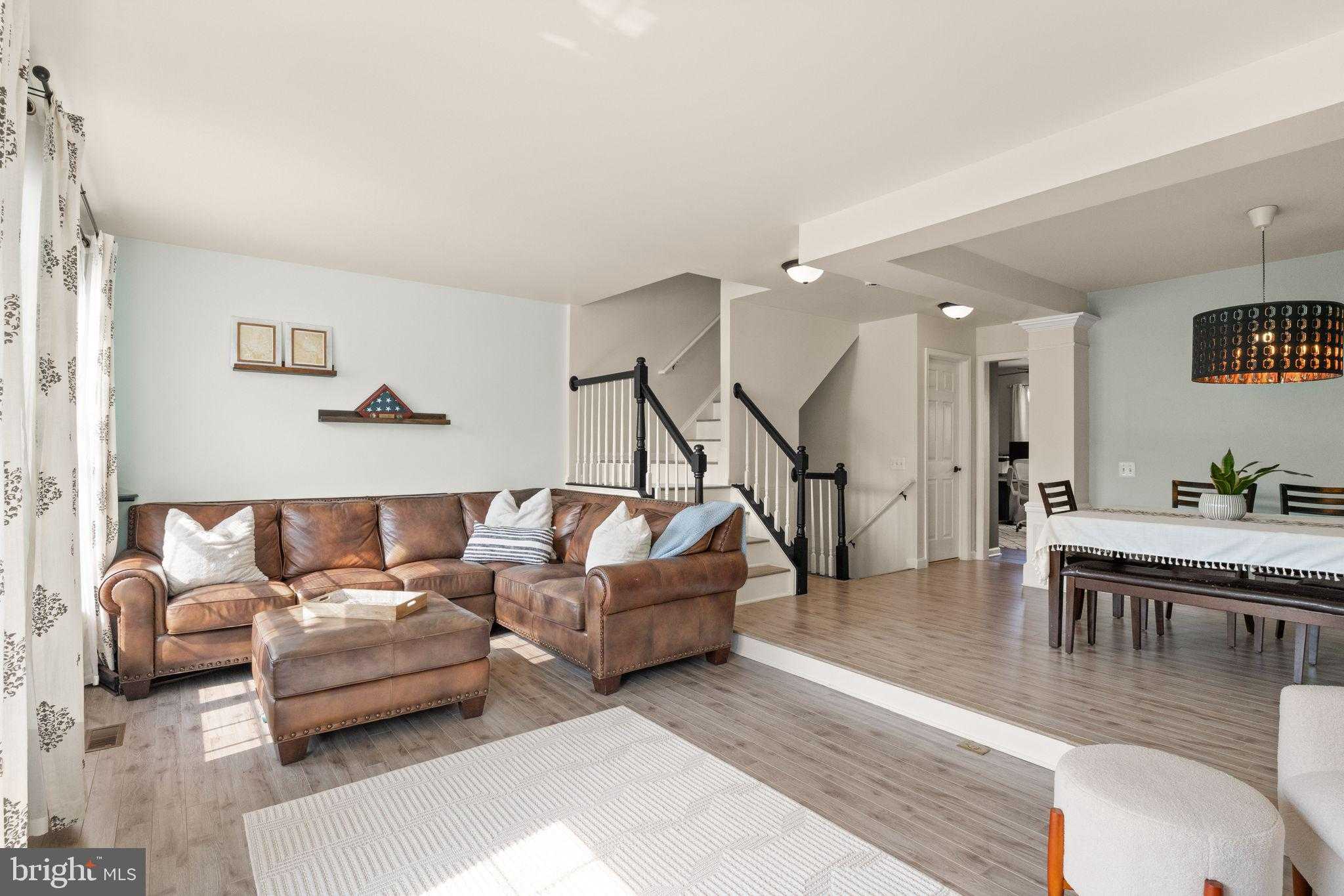 11521 Bertram St photo 6