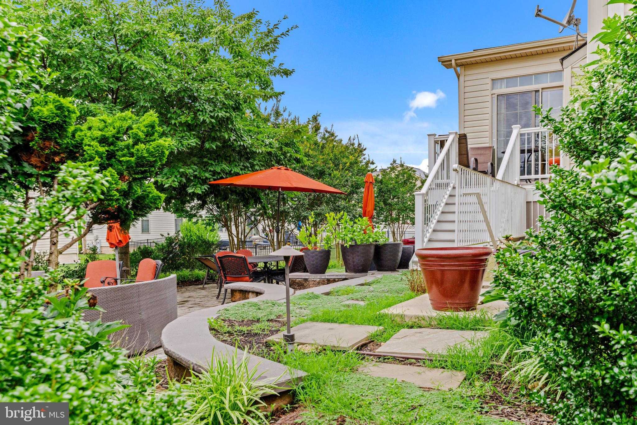 4413 Pensel Rd photo 49