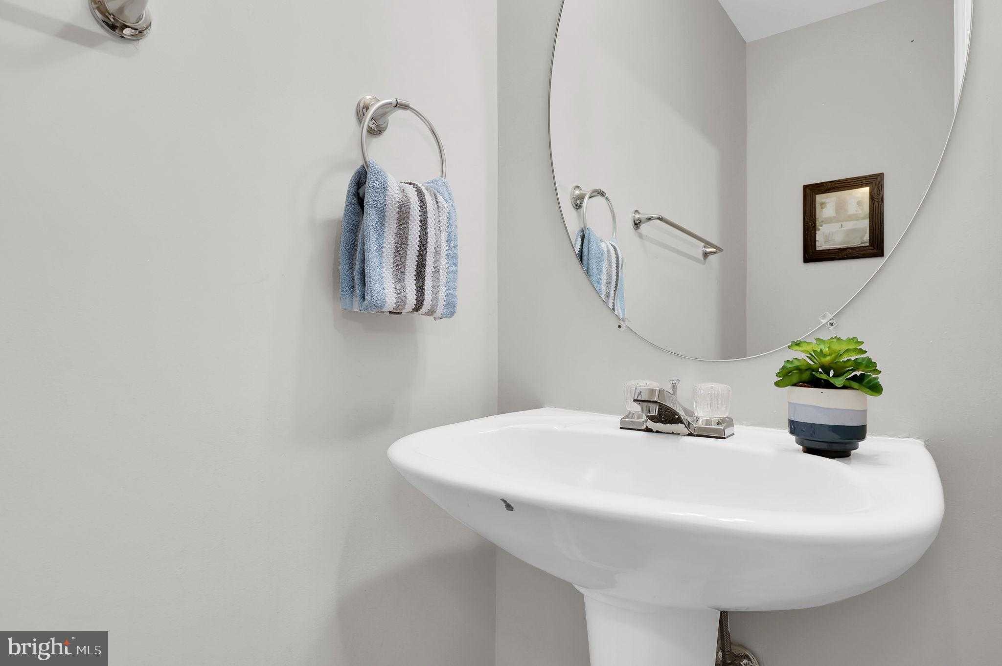 13684 Palmetto Cir photo 20