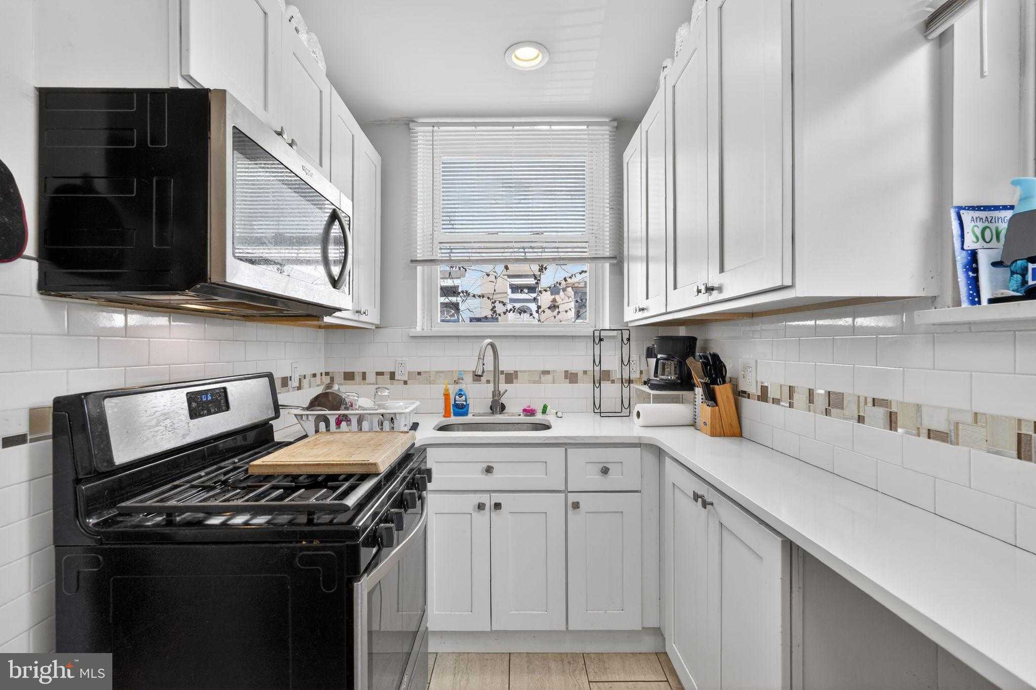 1229 S 6th St photo 5