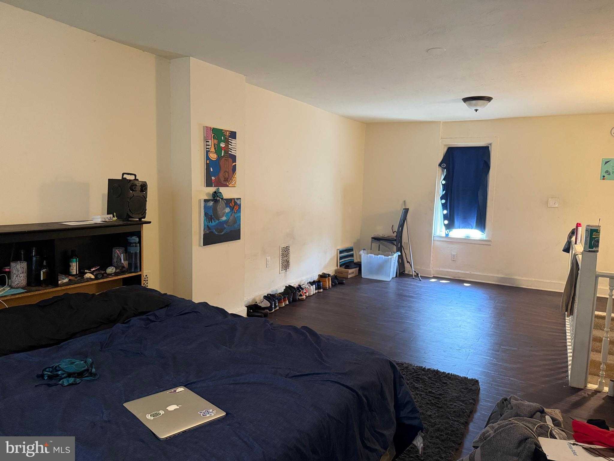 1443 Berryhill St photo 24