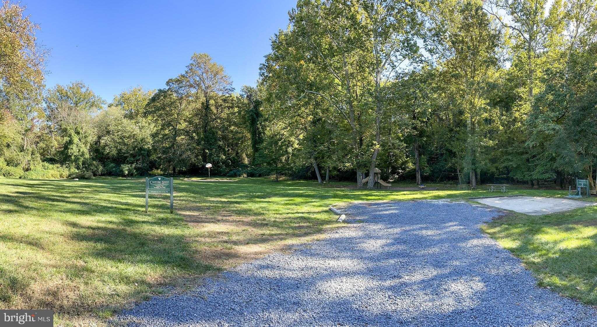 10816 Crest St photo 33