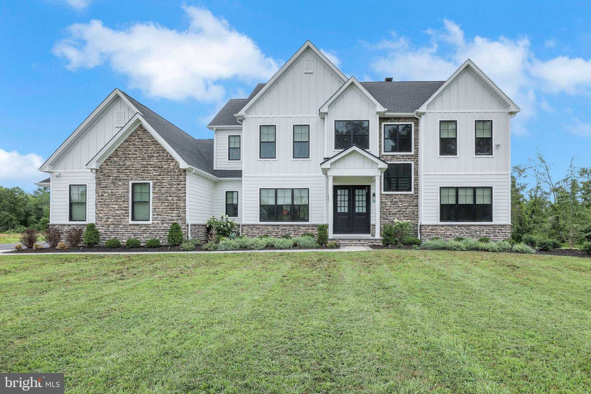 6934 Greene Meadow Ln photo 2