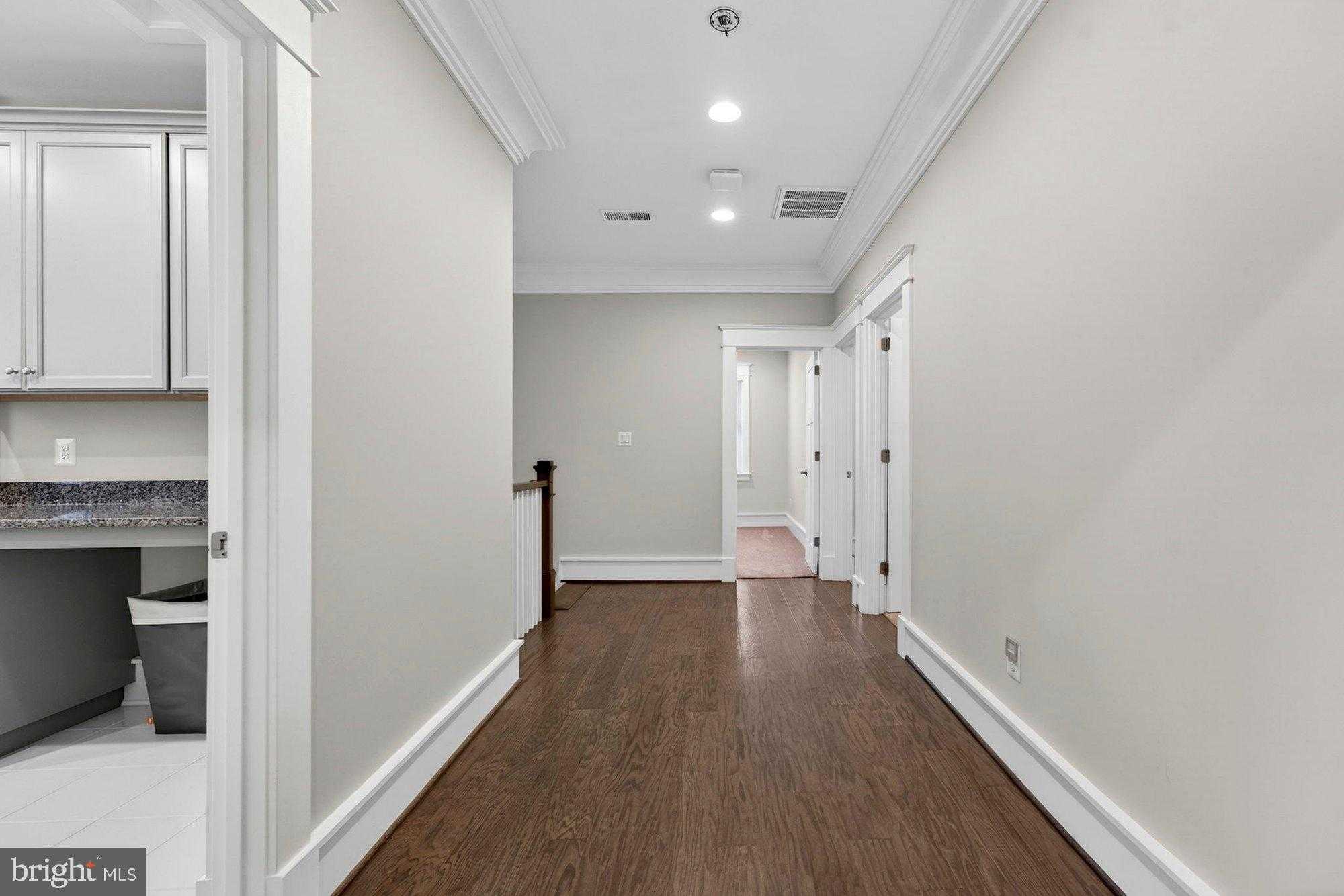 1105 Lakewood Dr SW photo 61